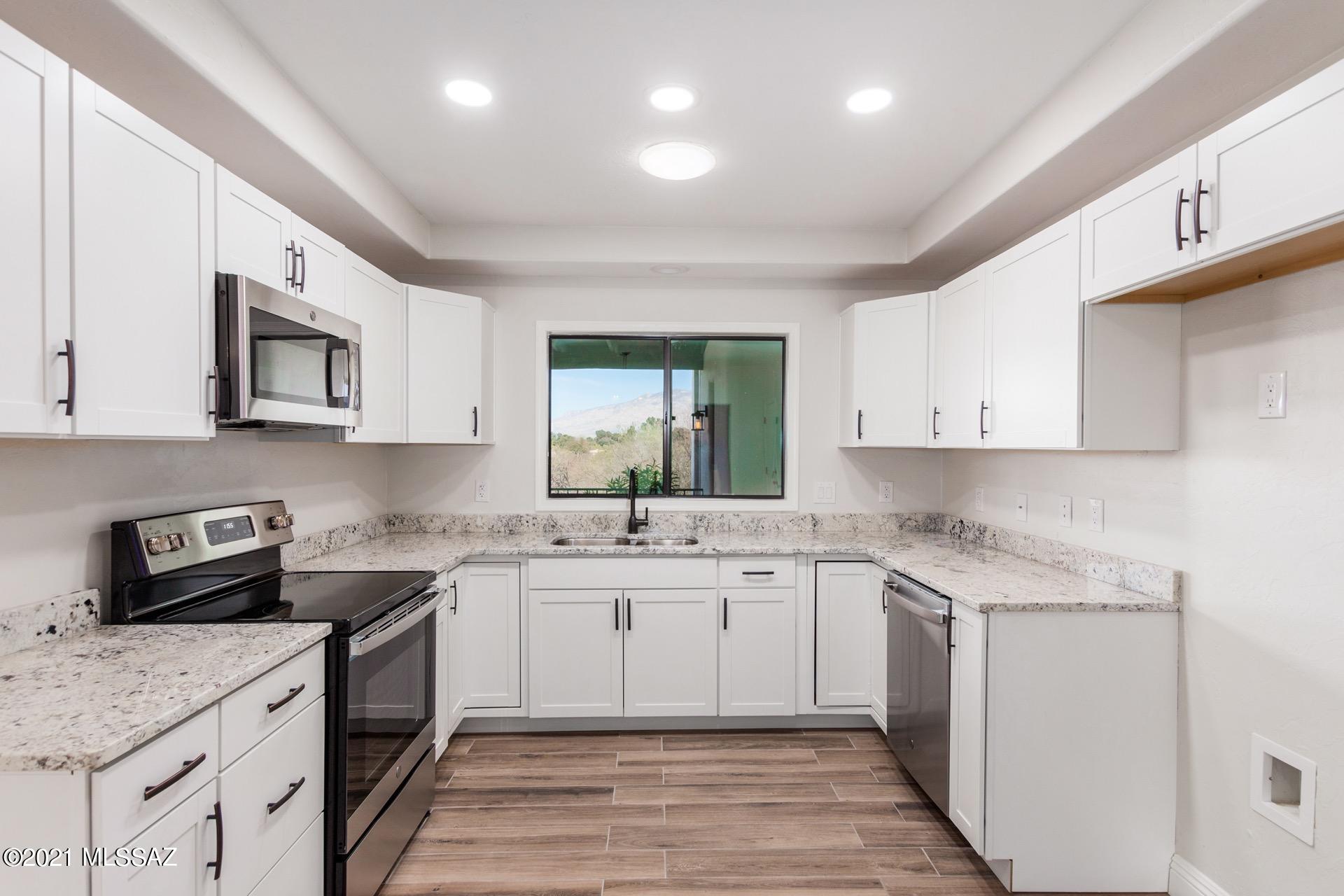 Oro Valley Estates - Residential