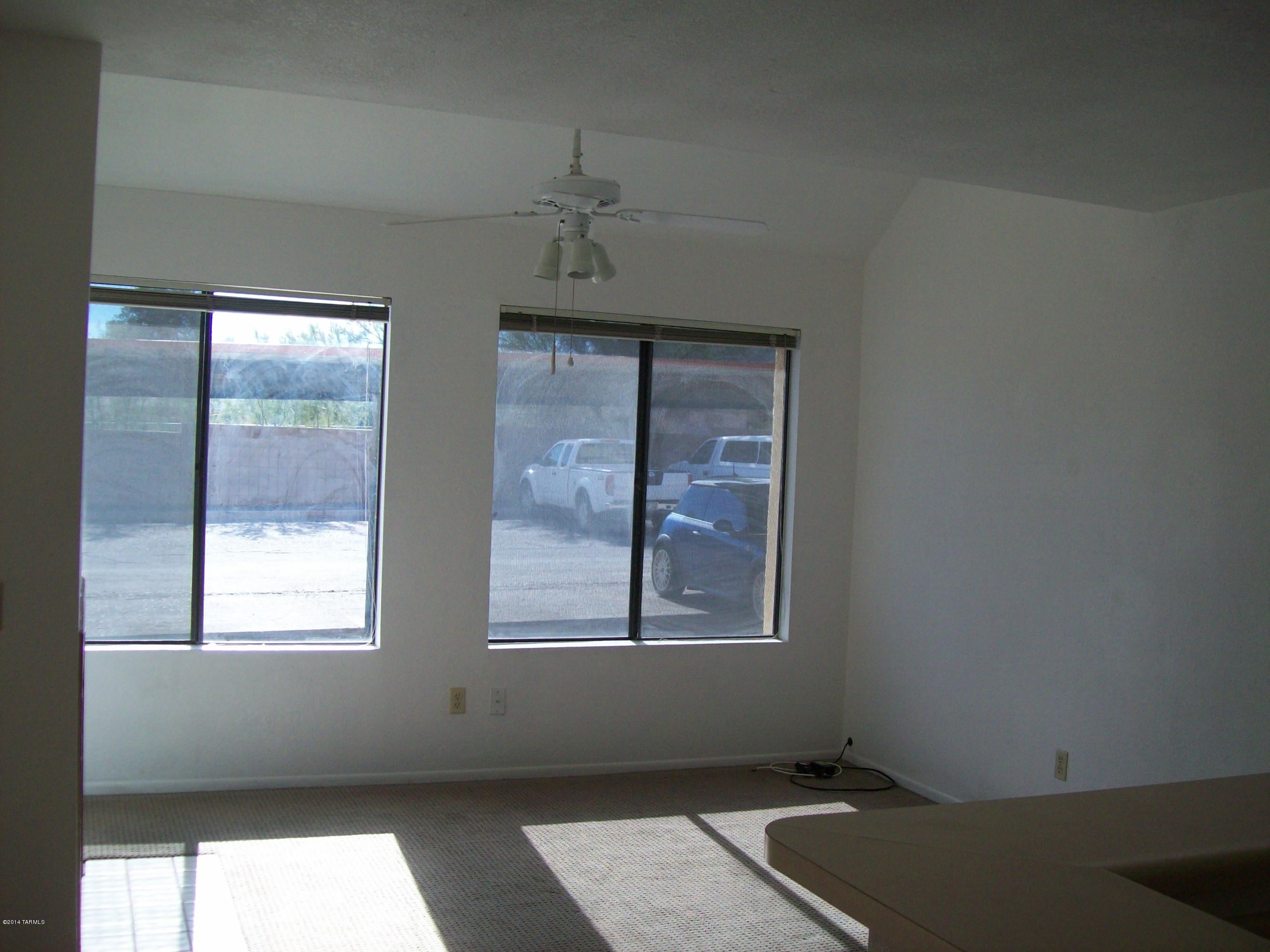 La Vida NO. II - Residential Lease