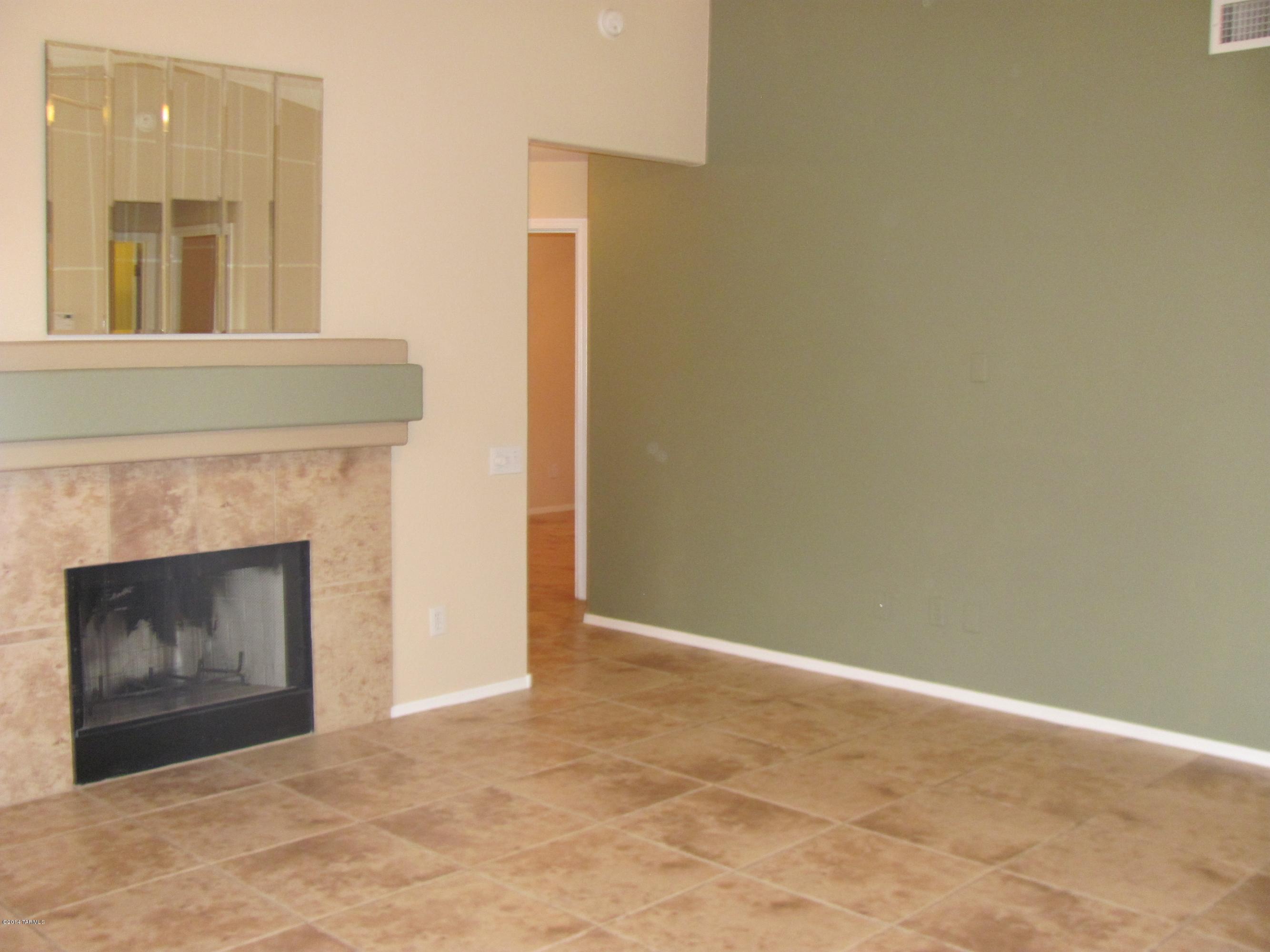 Silver Moon (1-101) - Residential Lease