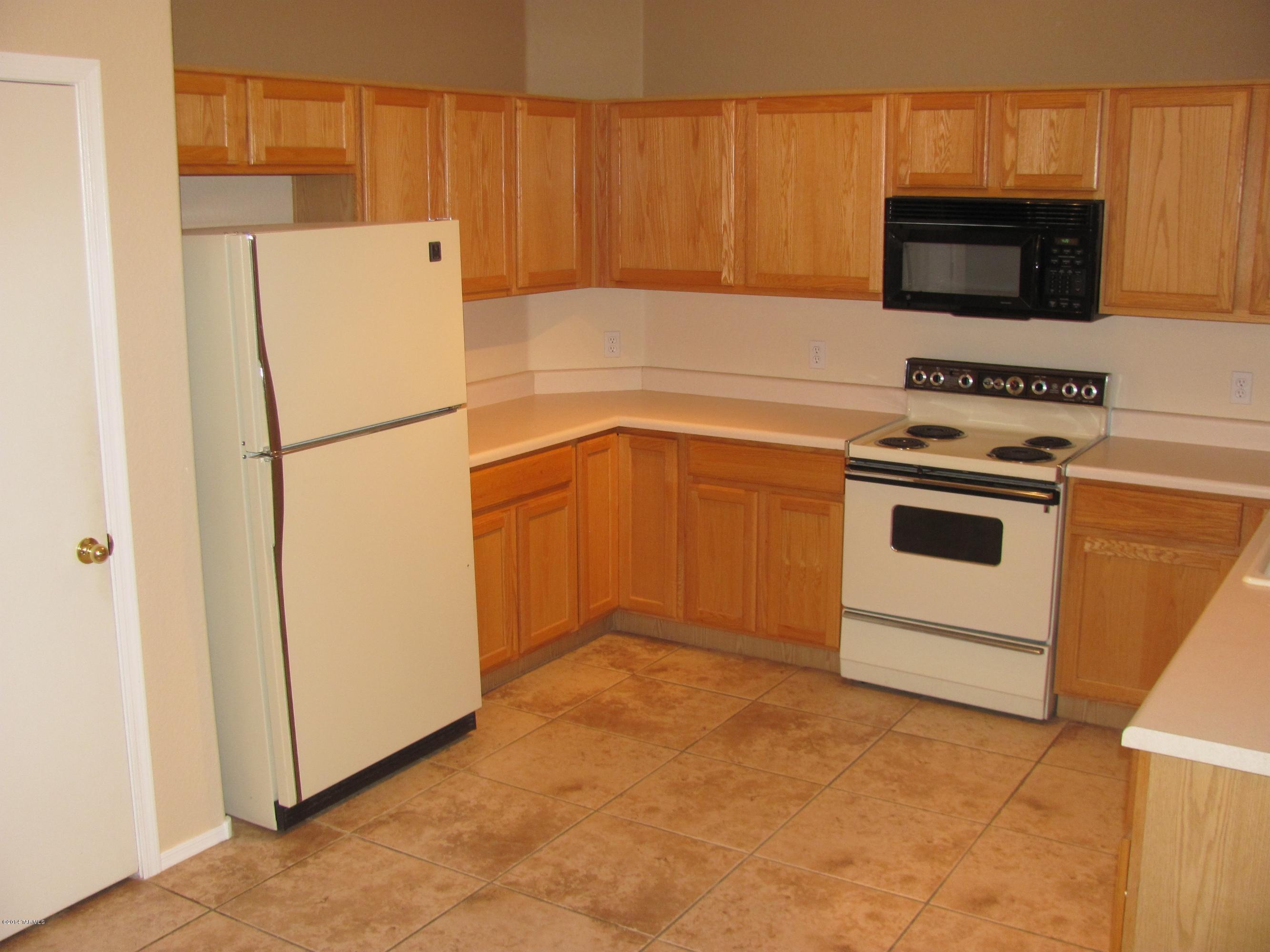 Silver Moon (1-101) - Residential Lease