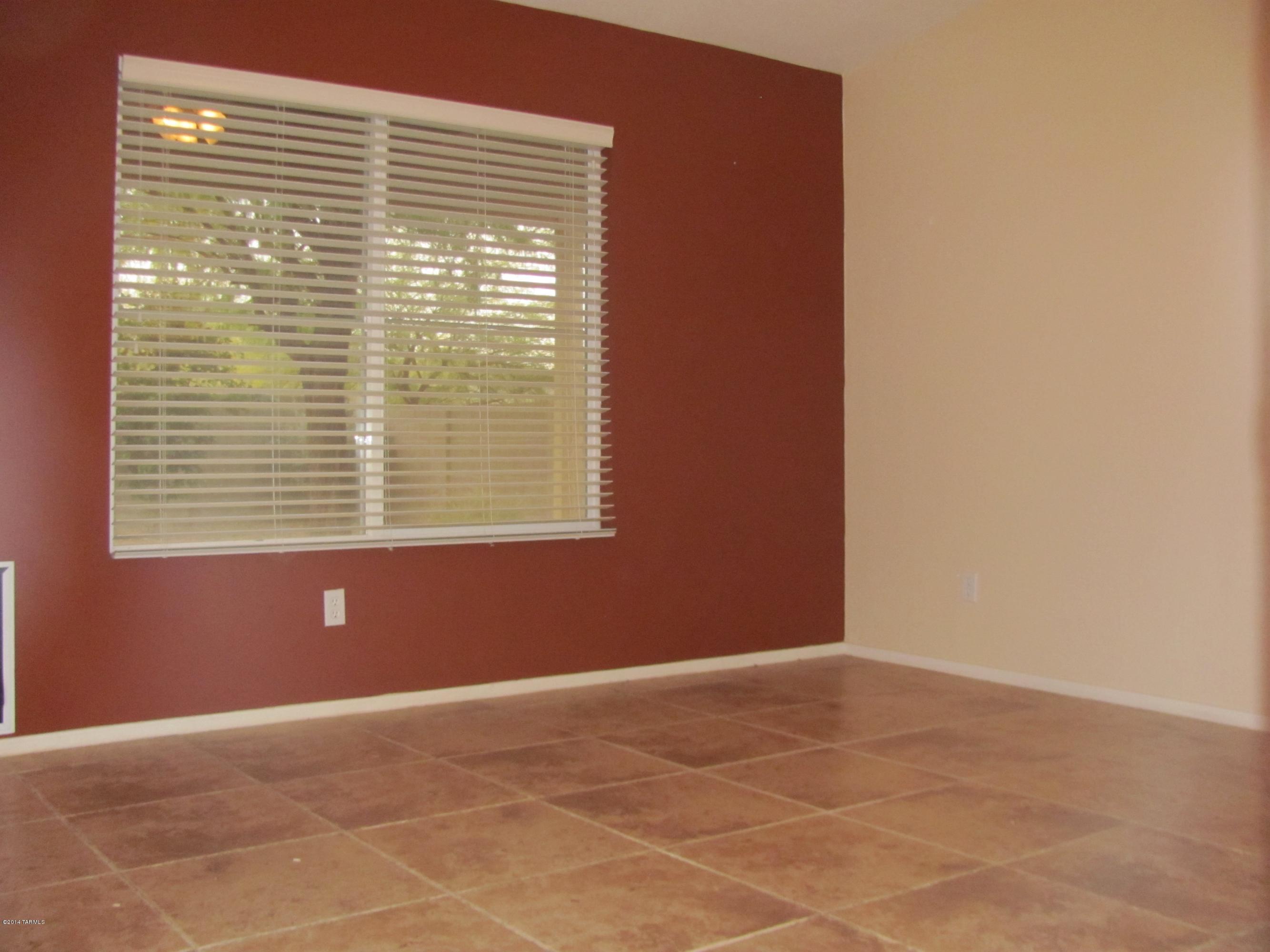Silver Moon (1-101) - Residential Lease