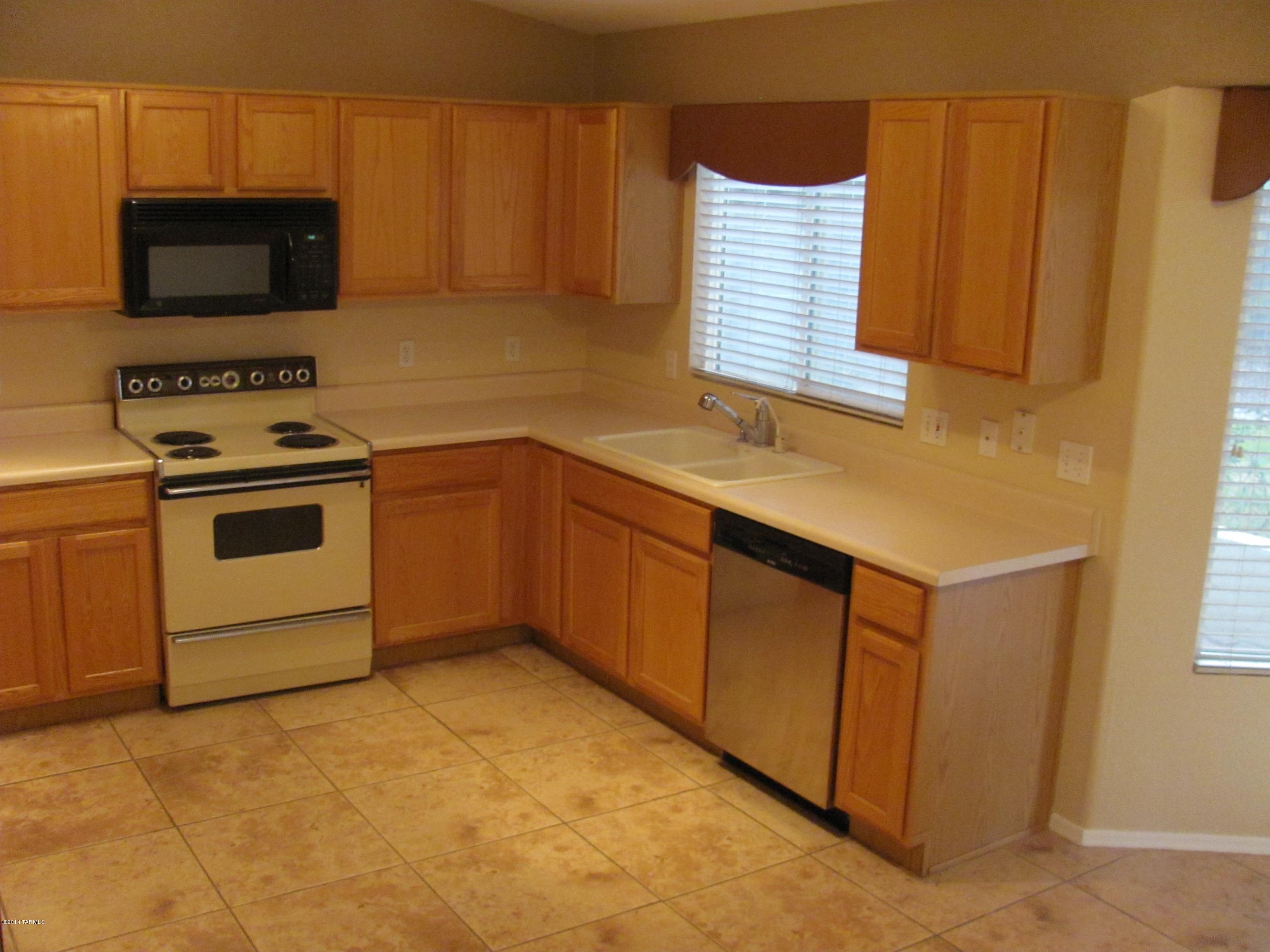 Silver Moon (1-101) - Residential Lease
