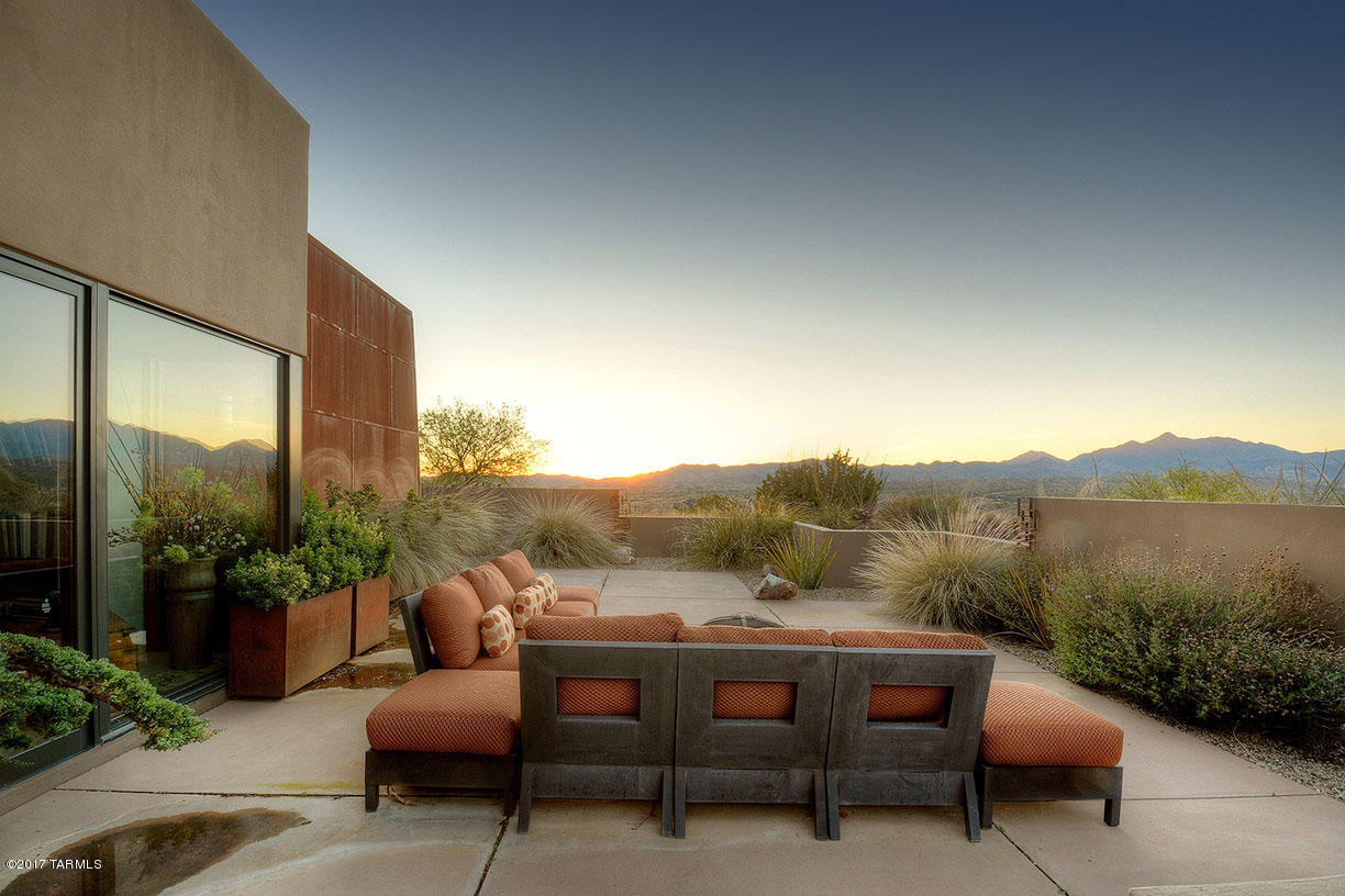 Rail X Ranch Est - Residential