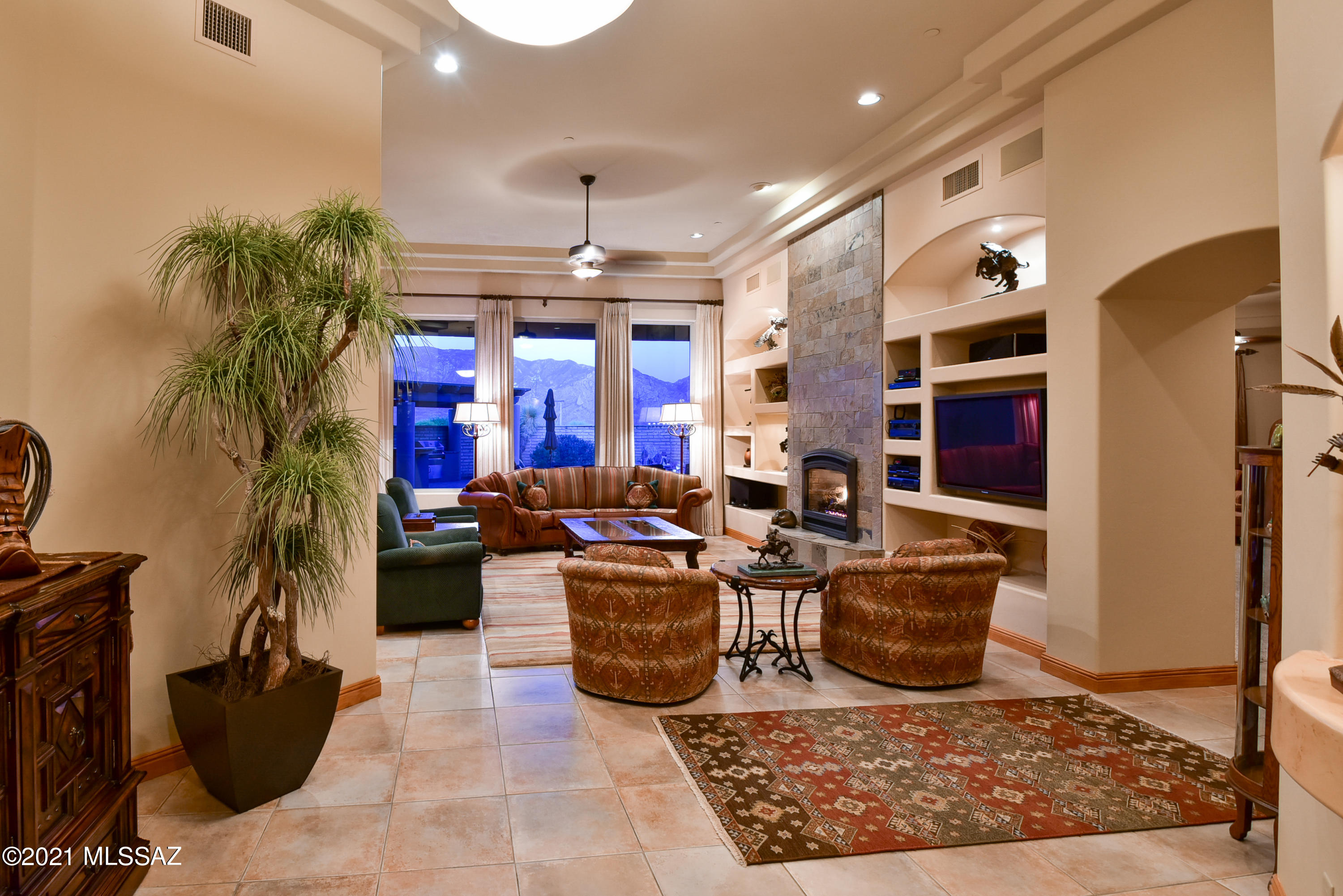 Honey Bee Ridge(The Estates At) - Residential