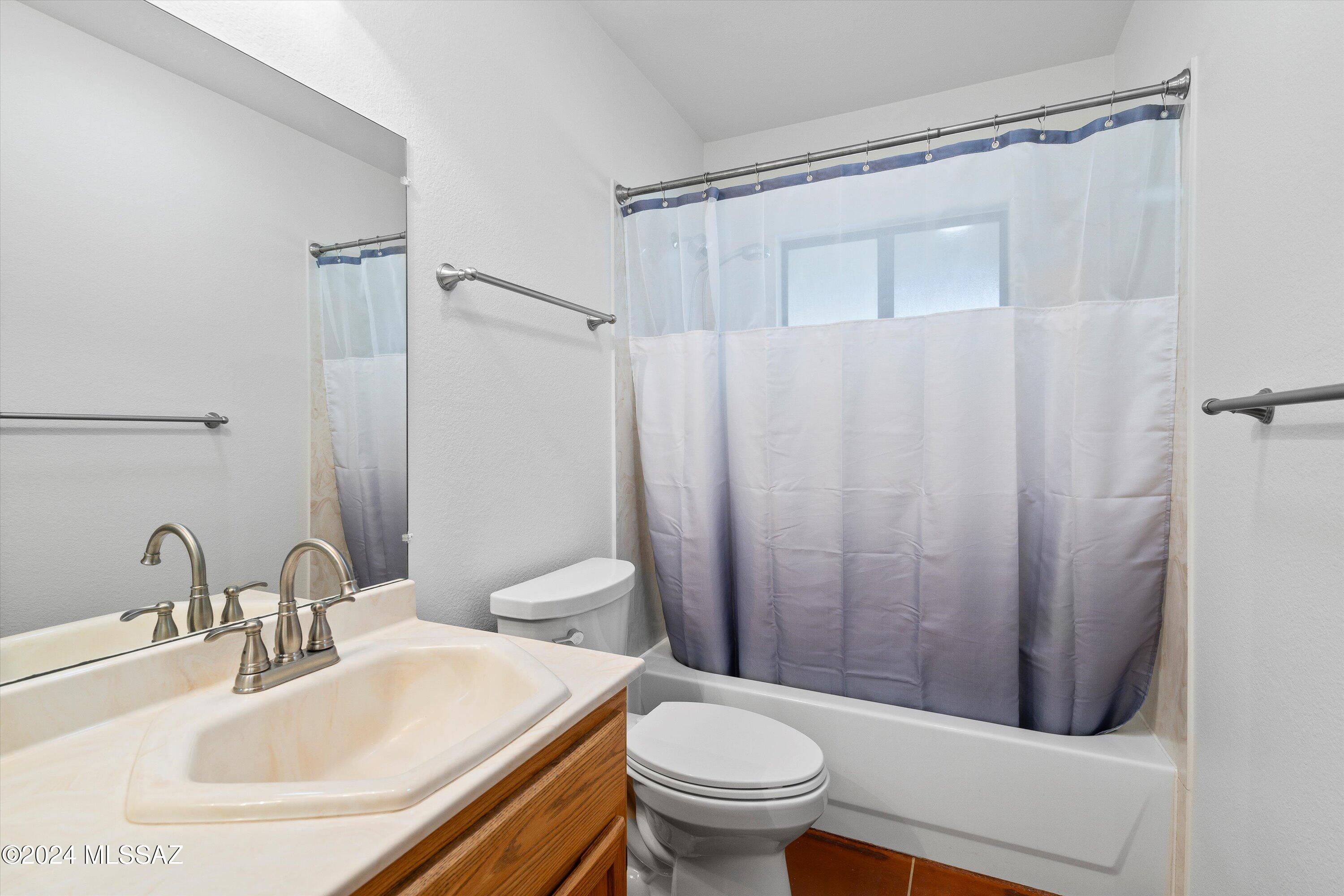 Oak Hills 01 - Residential Lease