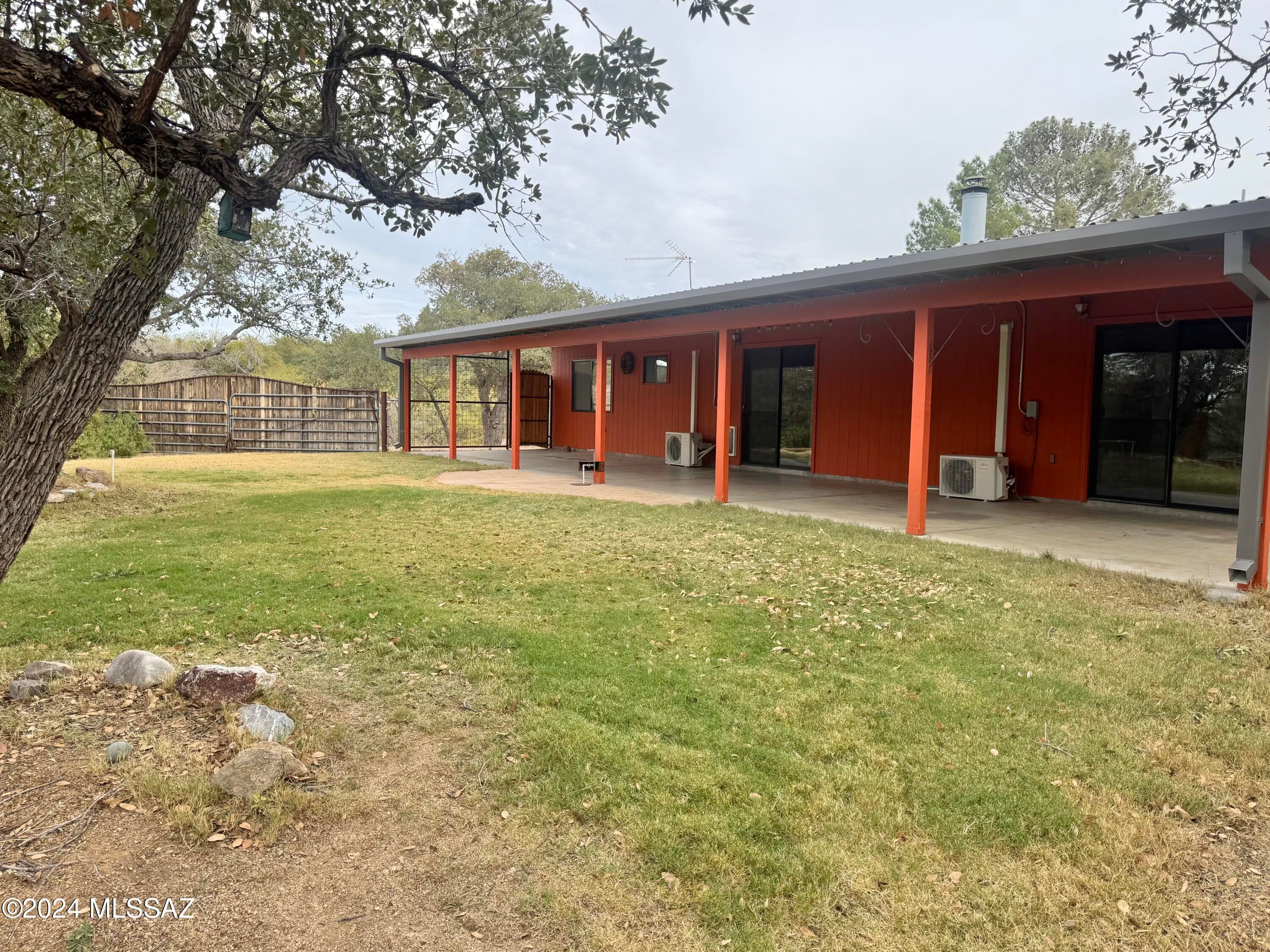 Oak Hills 01 - Residential Lease
