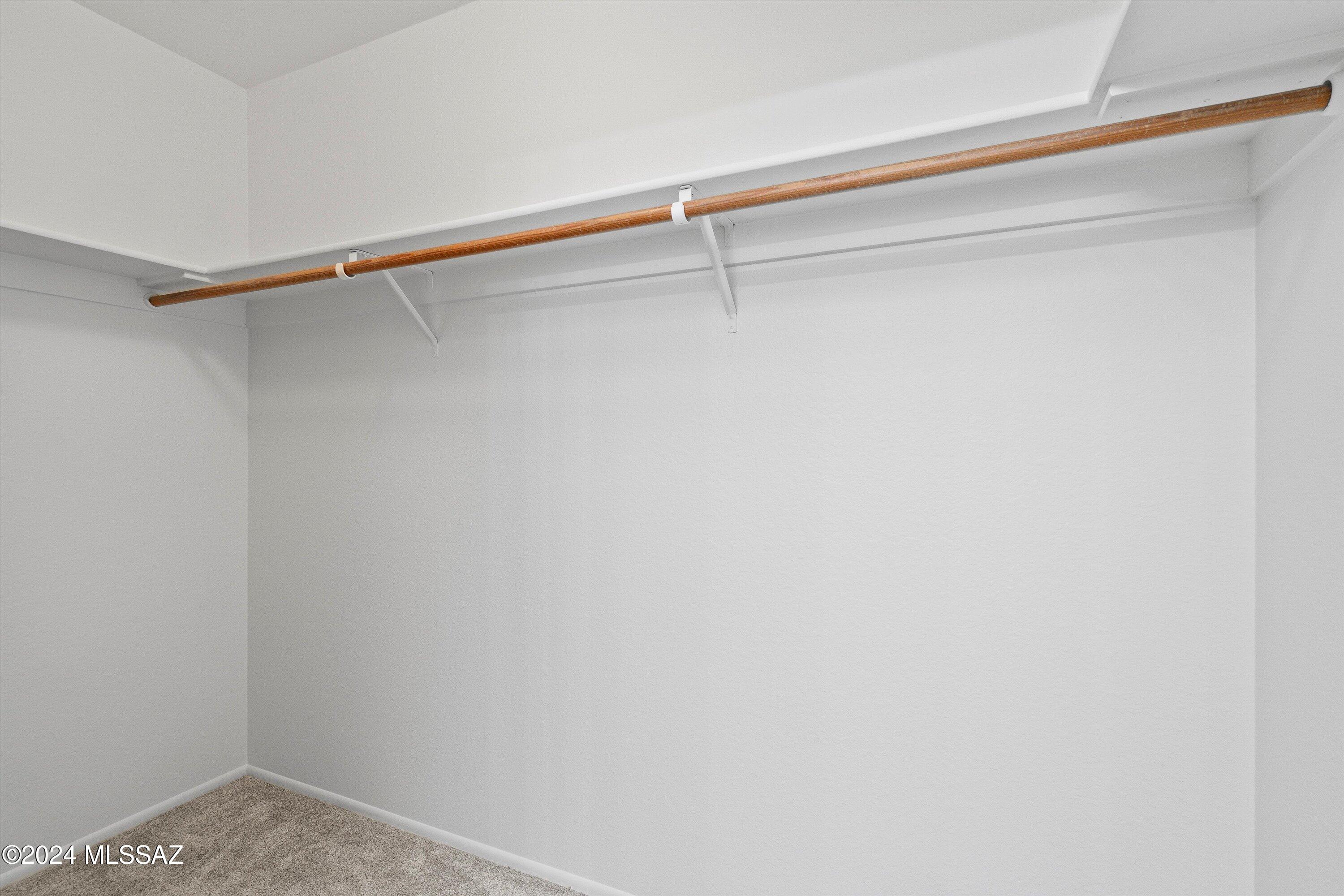 Oak Hills 01 - Residential Lease