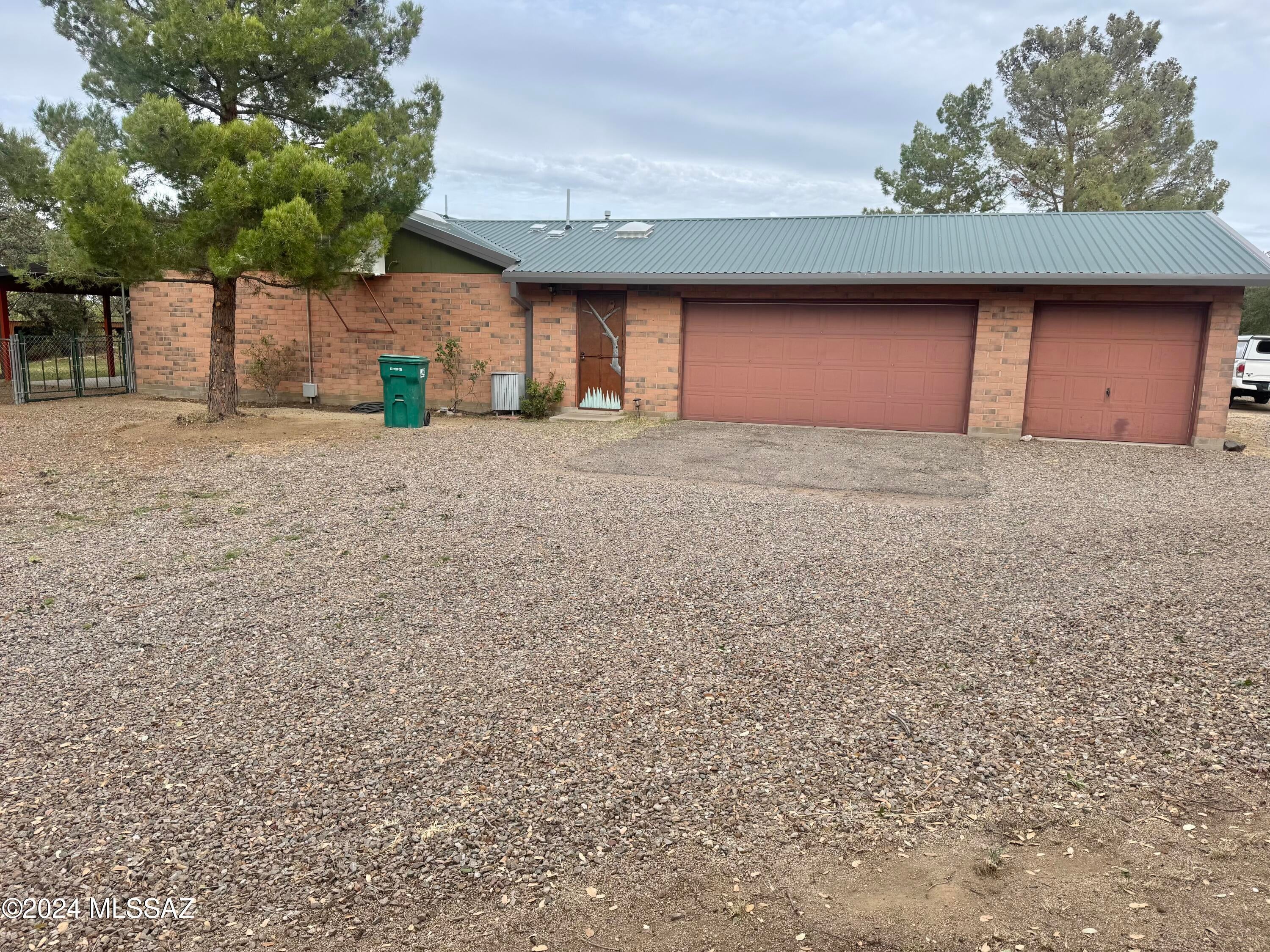 Oak Hills 01 - Residential Lease