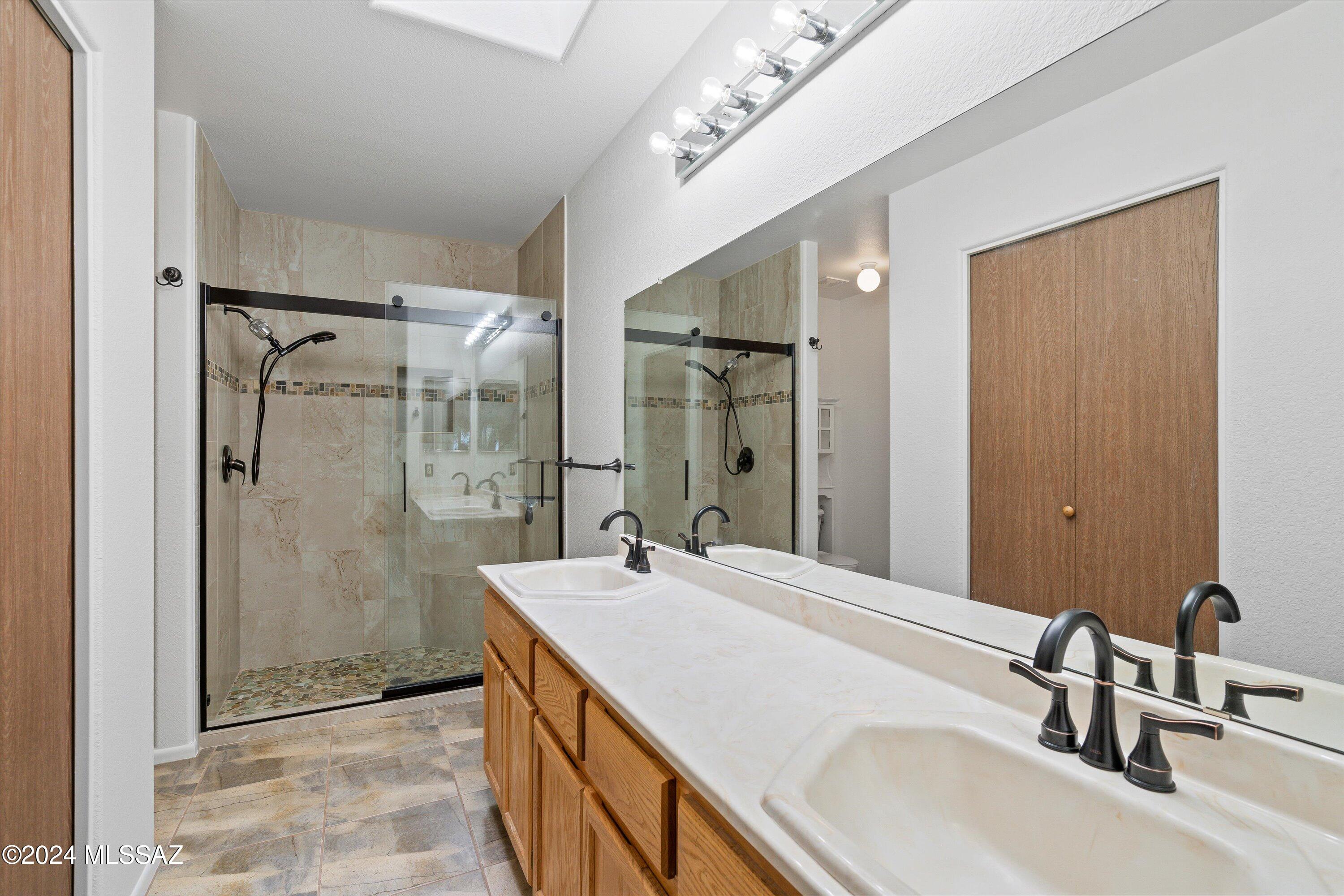 Oak Hills 01 - Residential Lease
