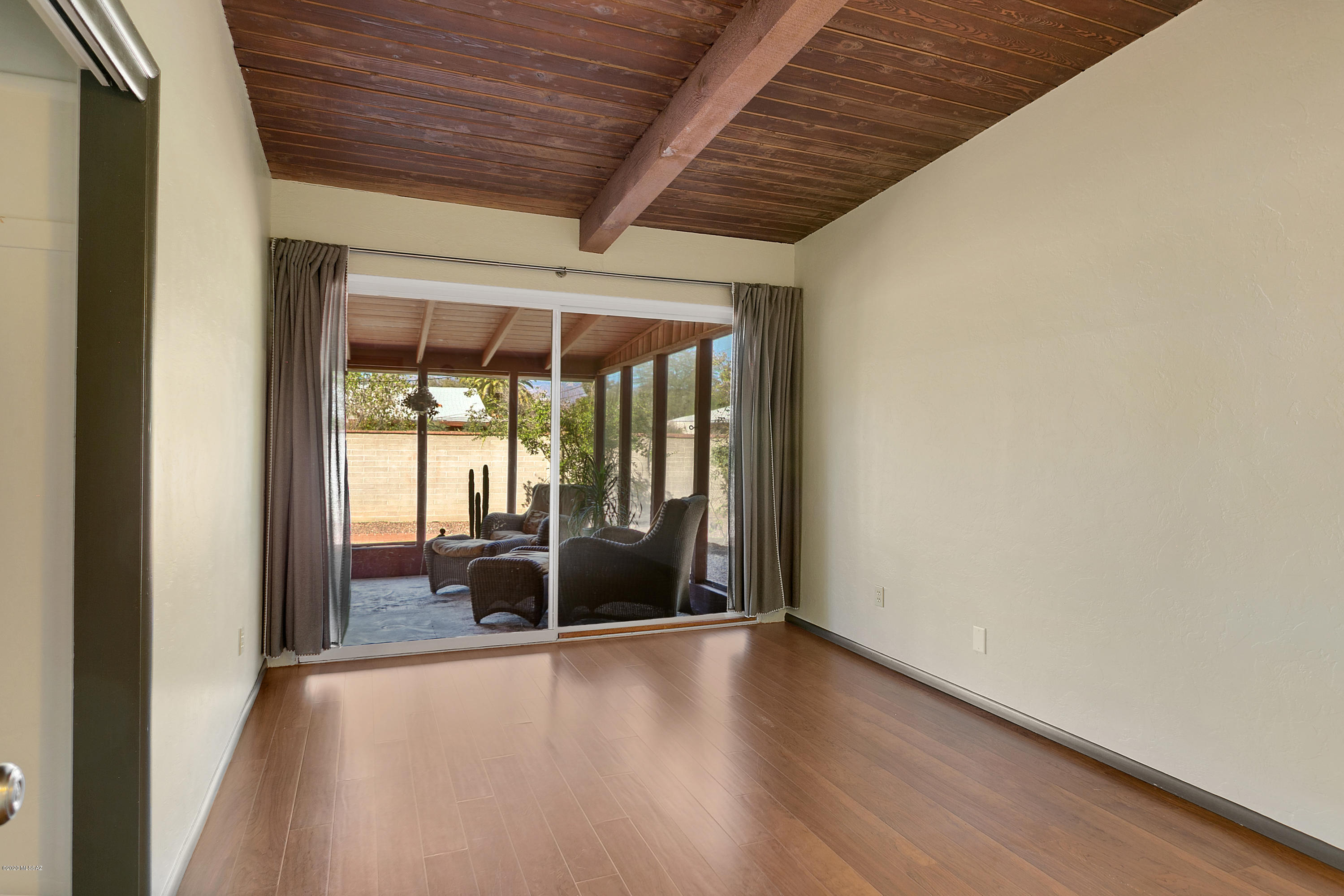 San Fernando Village - Residential