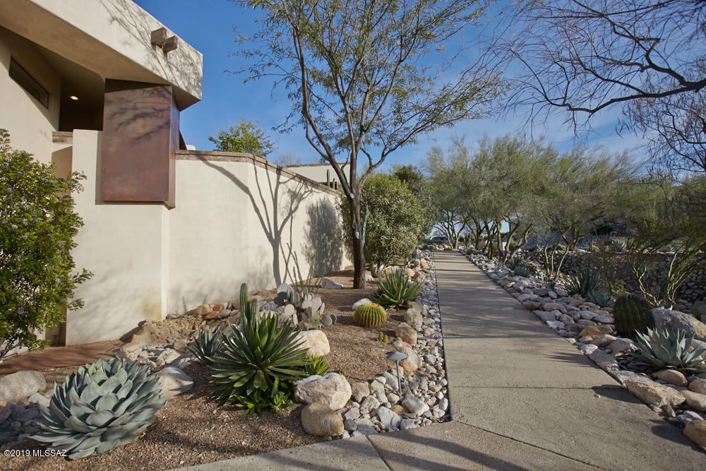 Village On Hacienda Del Sol - Residential