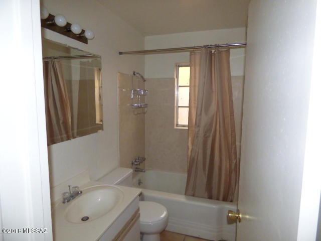 Montclair Add Amended - Residential Lease
