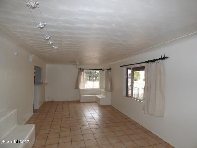 Montclair Add Amended - Residential Lease