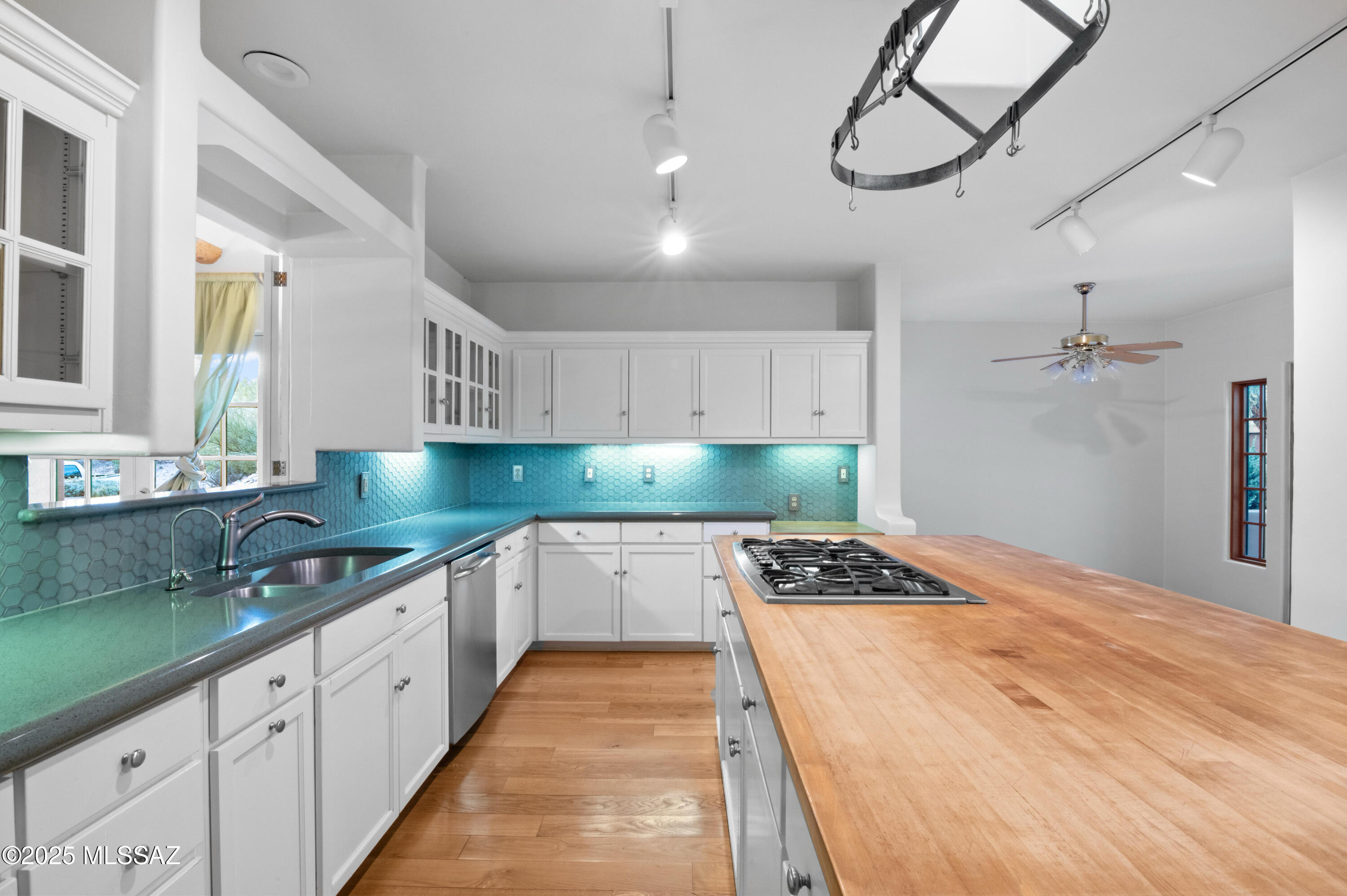 Catalina Foothills Estates NO. 3 - Residential