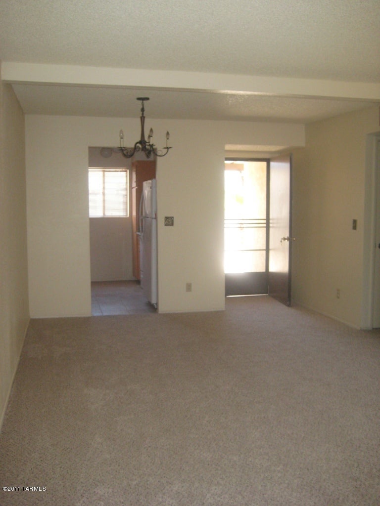 Winter Fair (1-18) - Residential Lease