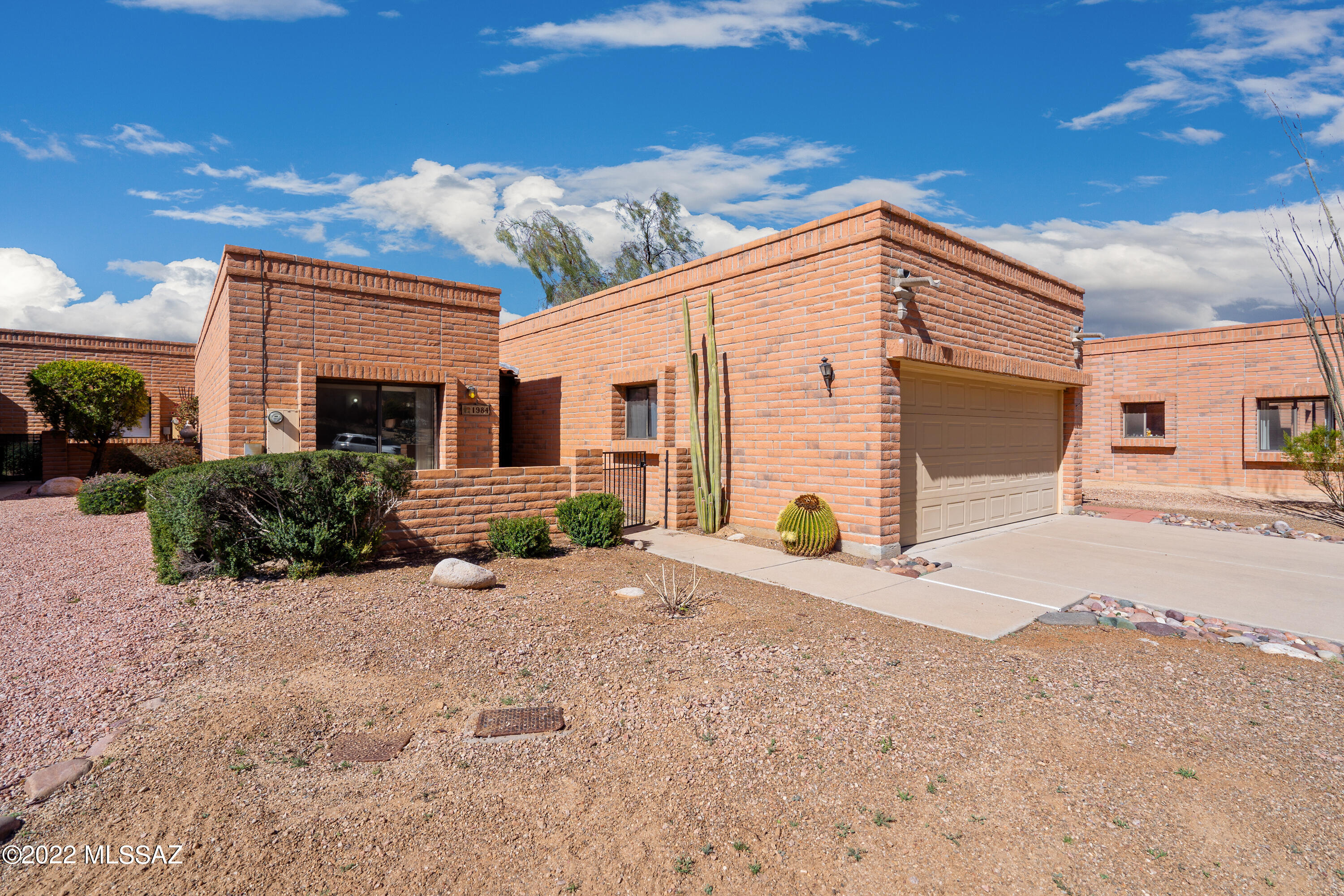 La Cholla Hills(354-439) - Residential