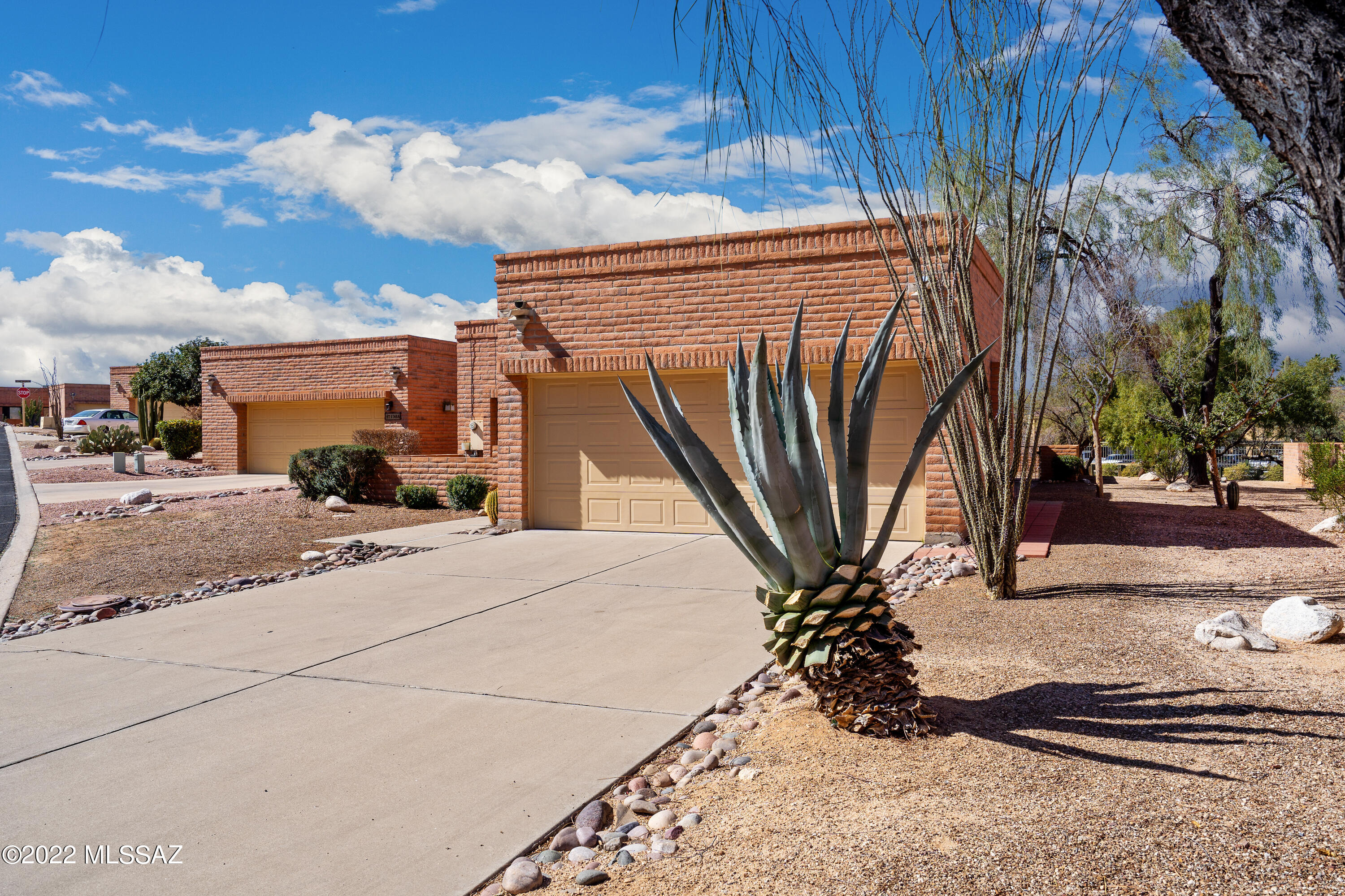 La Cholla Hills(354-439) - Residential