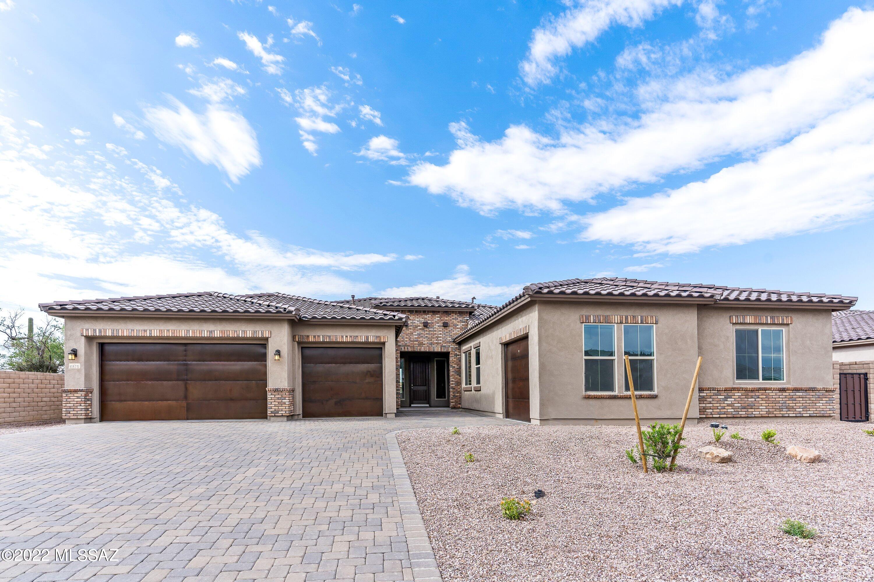 Boulder Bridge Pass II At Dove Mountain SQ20143250154 - Residential