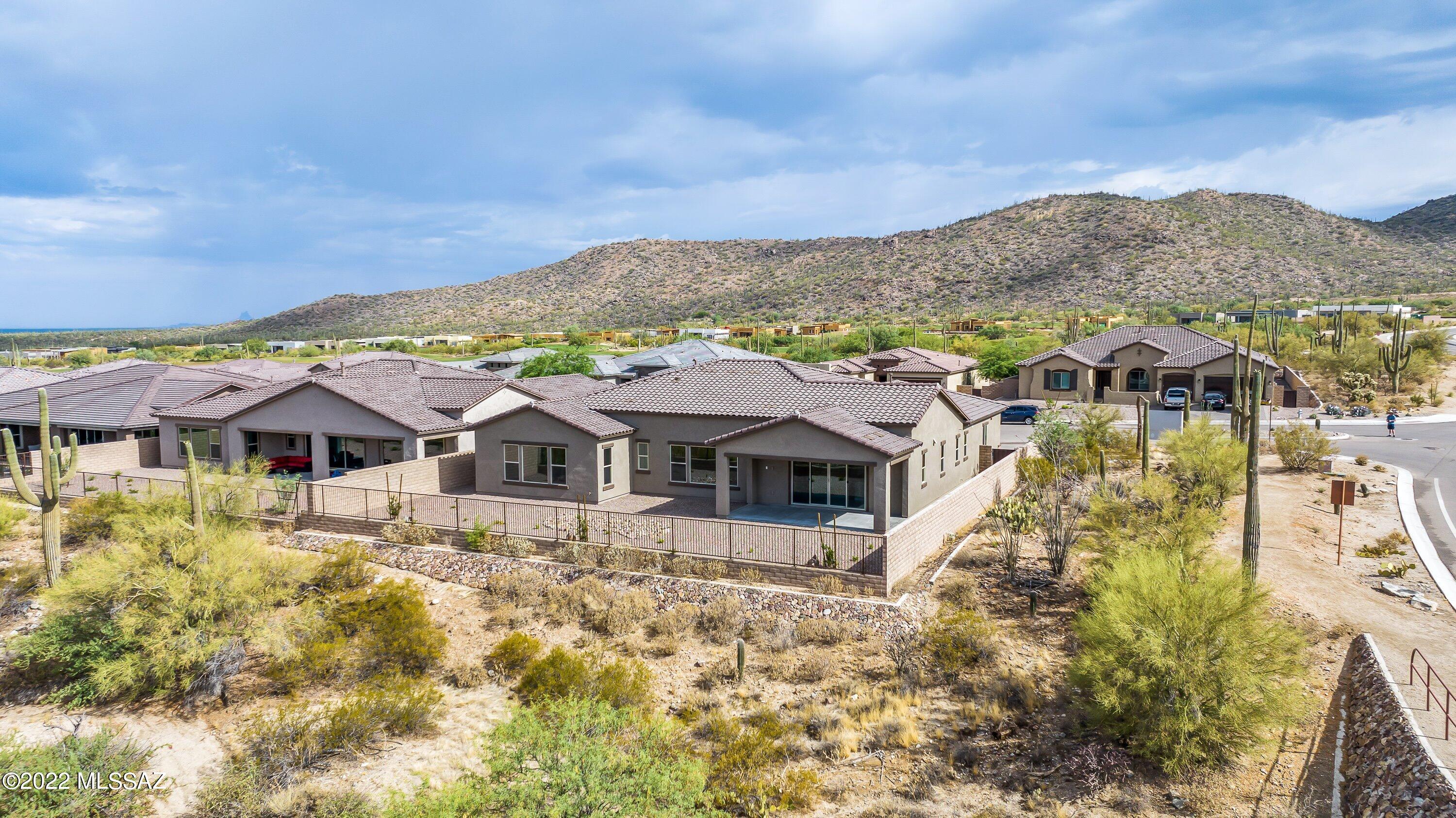 Boulder Bridge Pass II At Dove Mountain SQ20143250154 - Residential