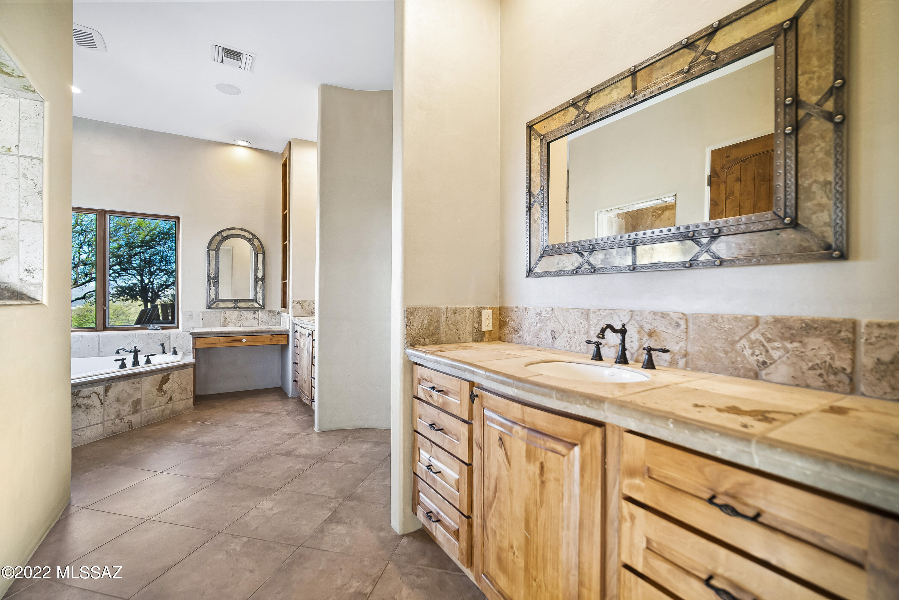 Aliso Springs - Residential