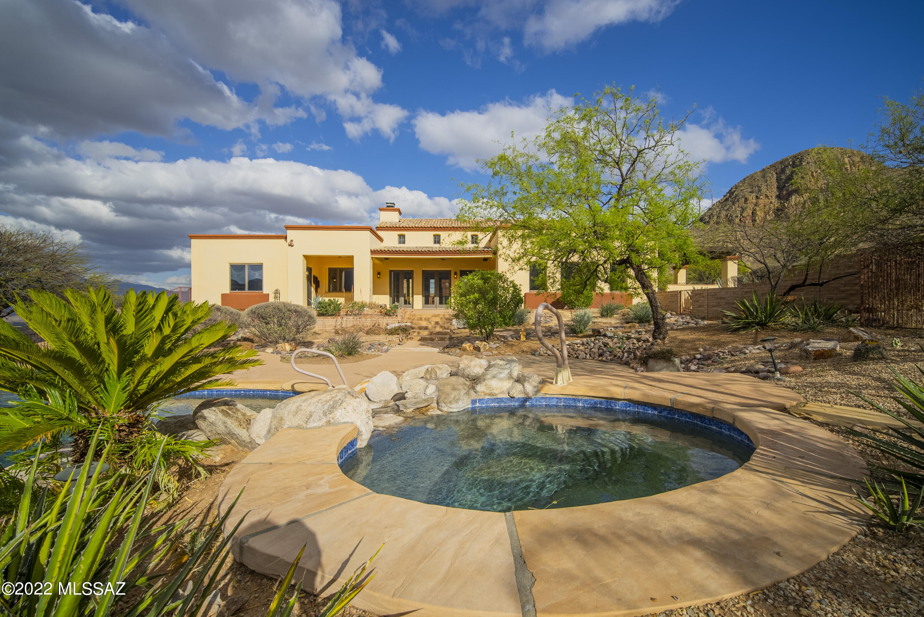 Aliso Springs - Residential
