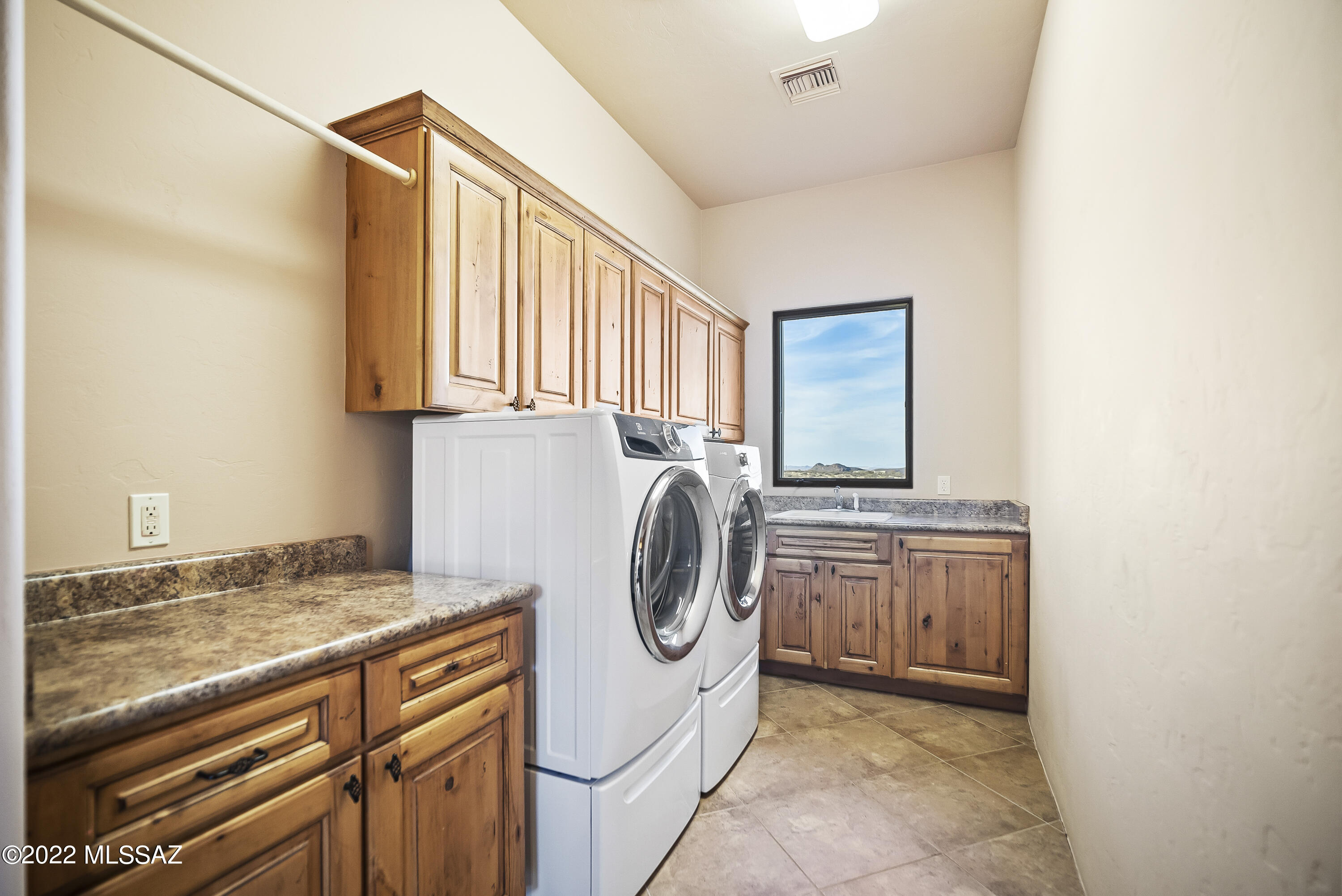 Aliso Springs - Residential