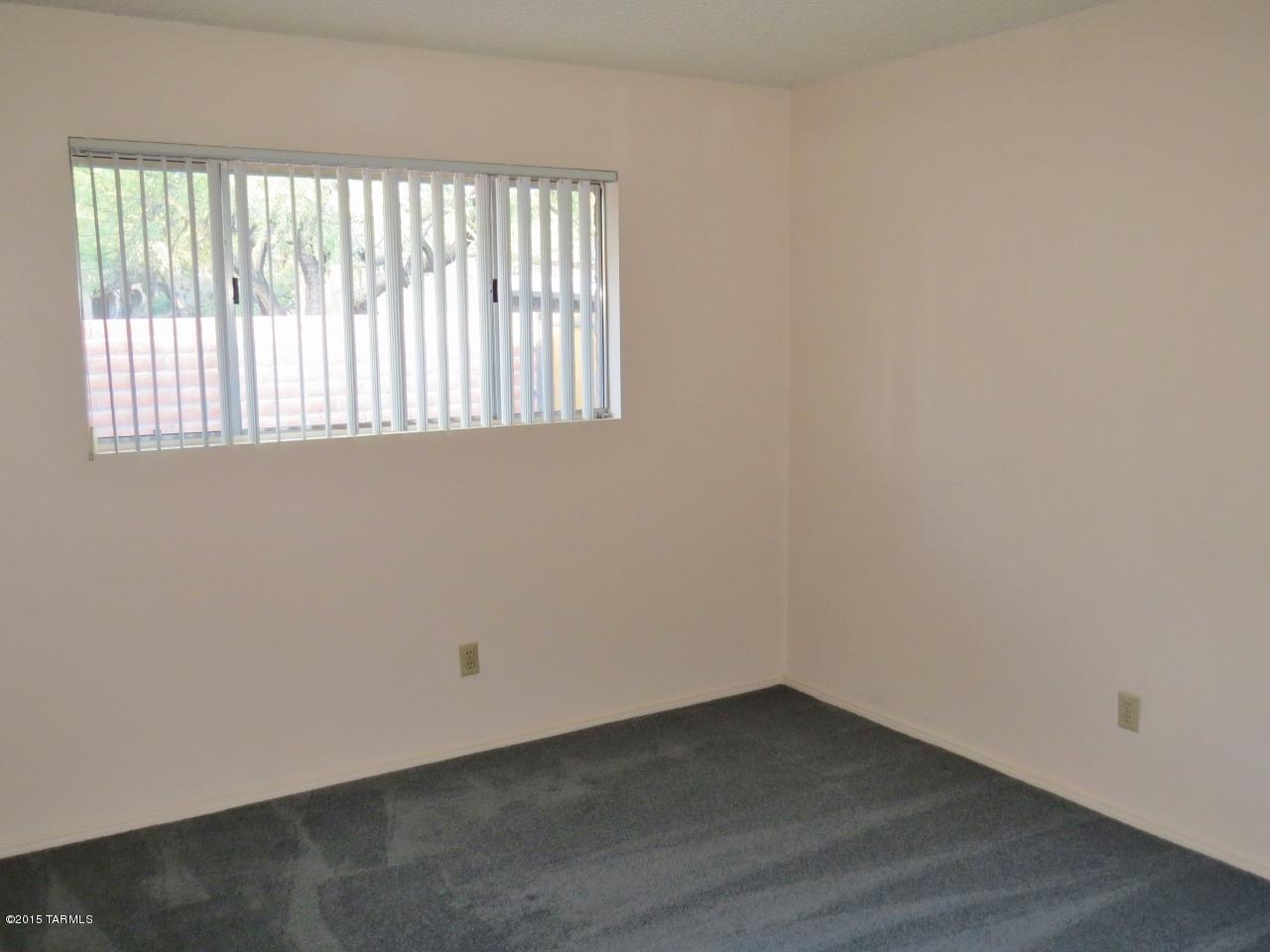 Woodland Hills - Residential