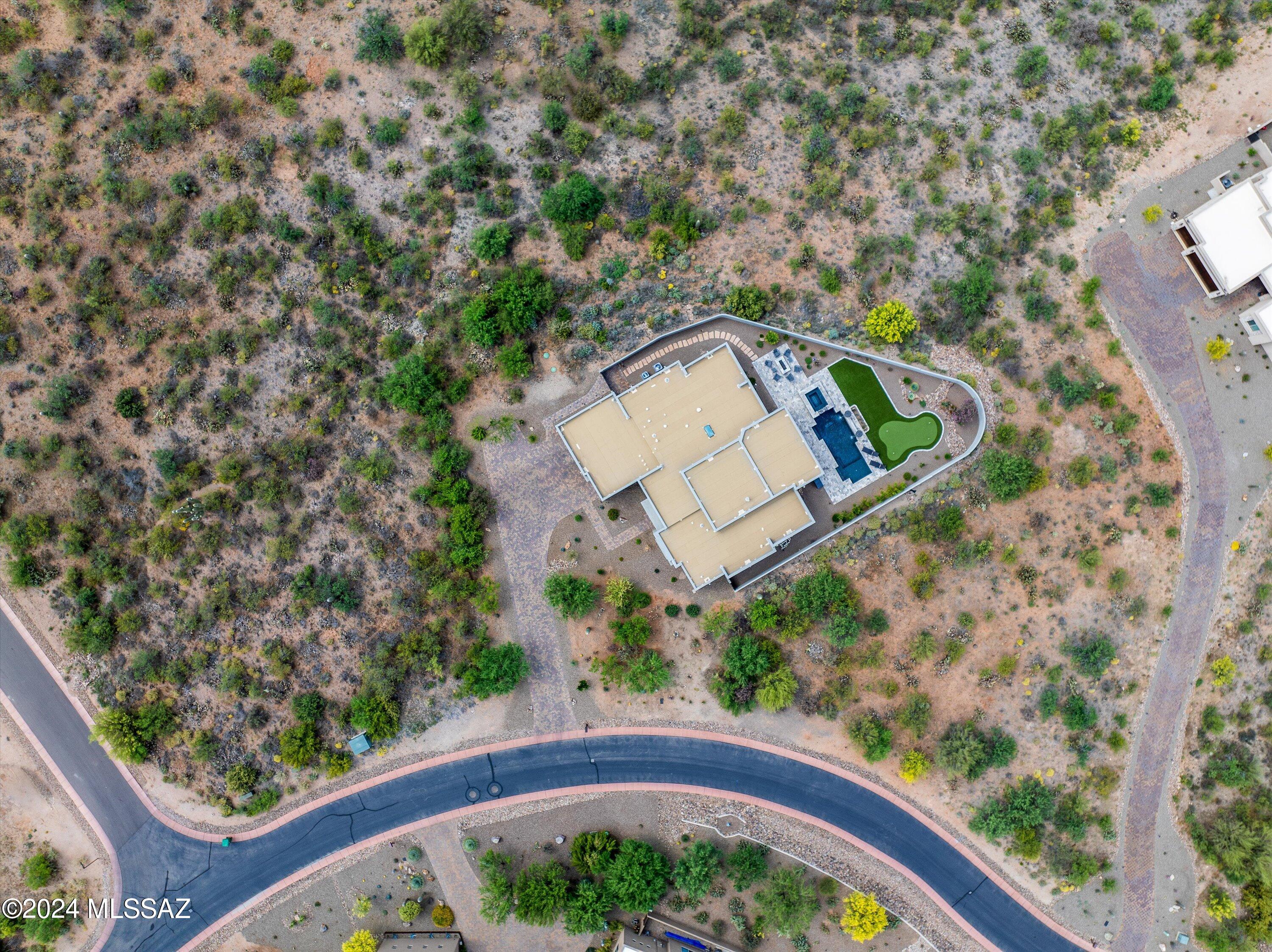 Coyote Creek (1-395) - Residential