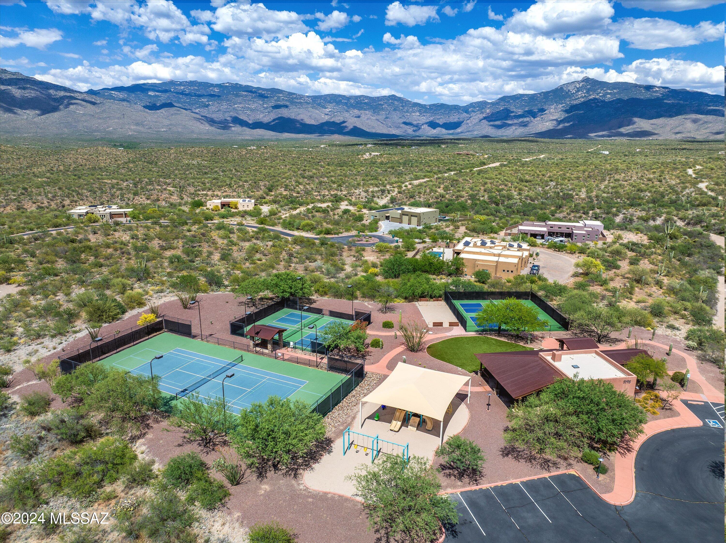 Coyote Creek (1-395) - Residential