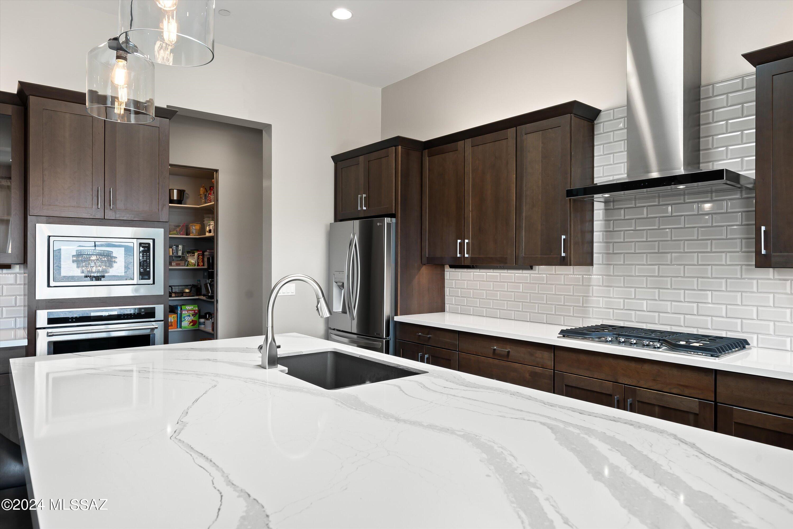 Coyote Creek (1-395) - Residential