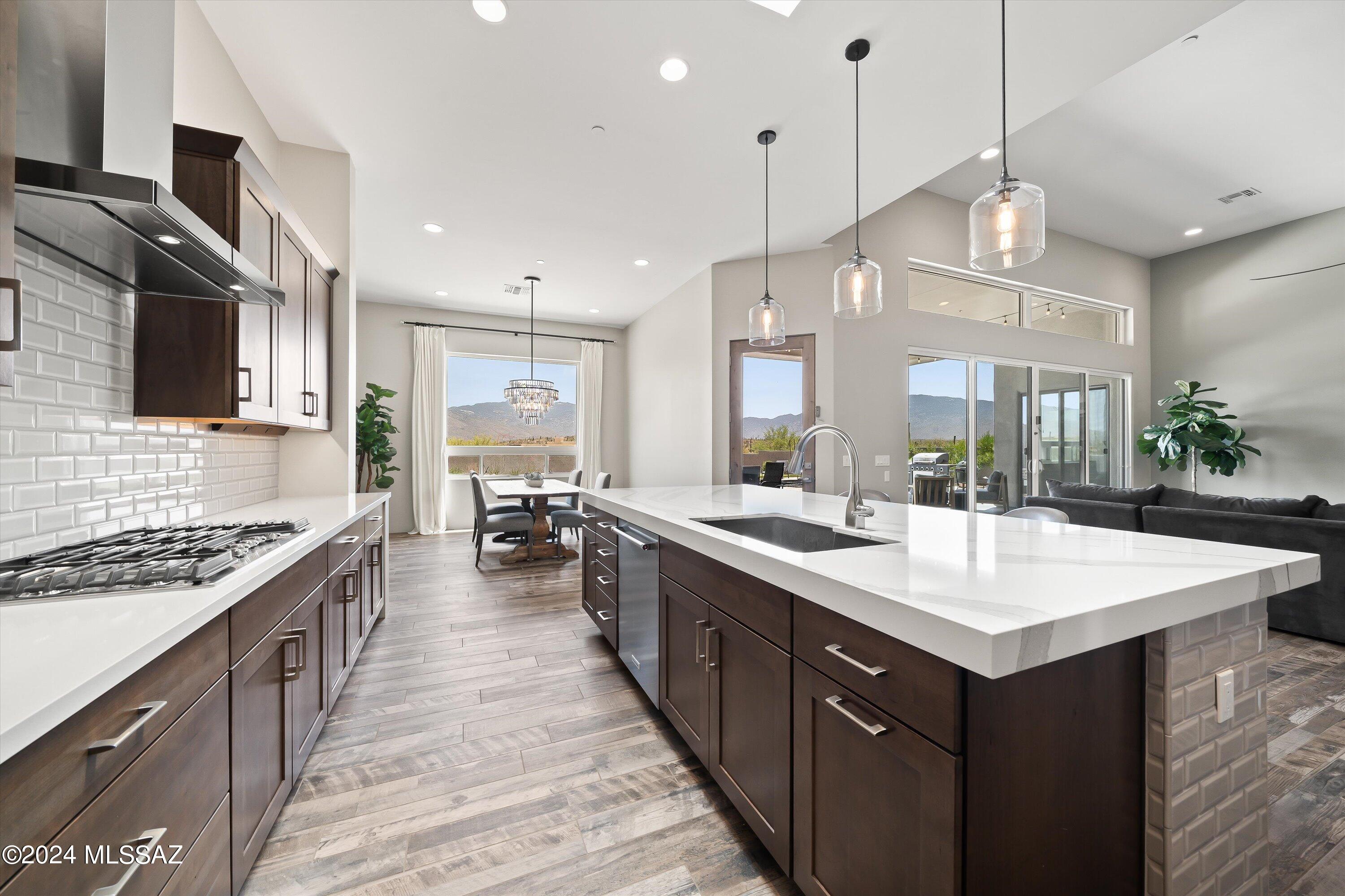 Coyote Creek (1-395) - Residential