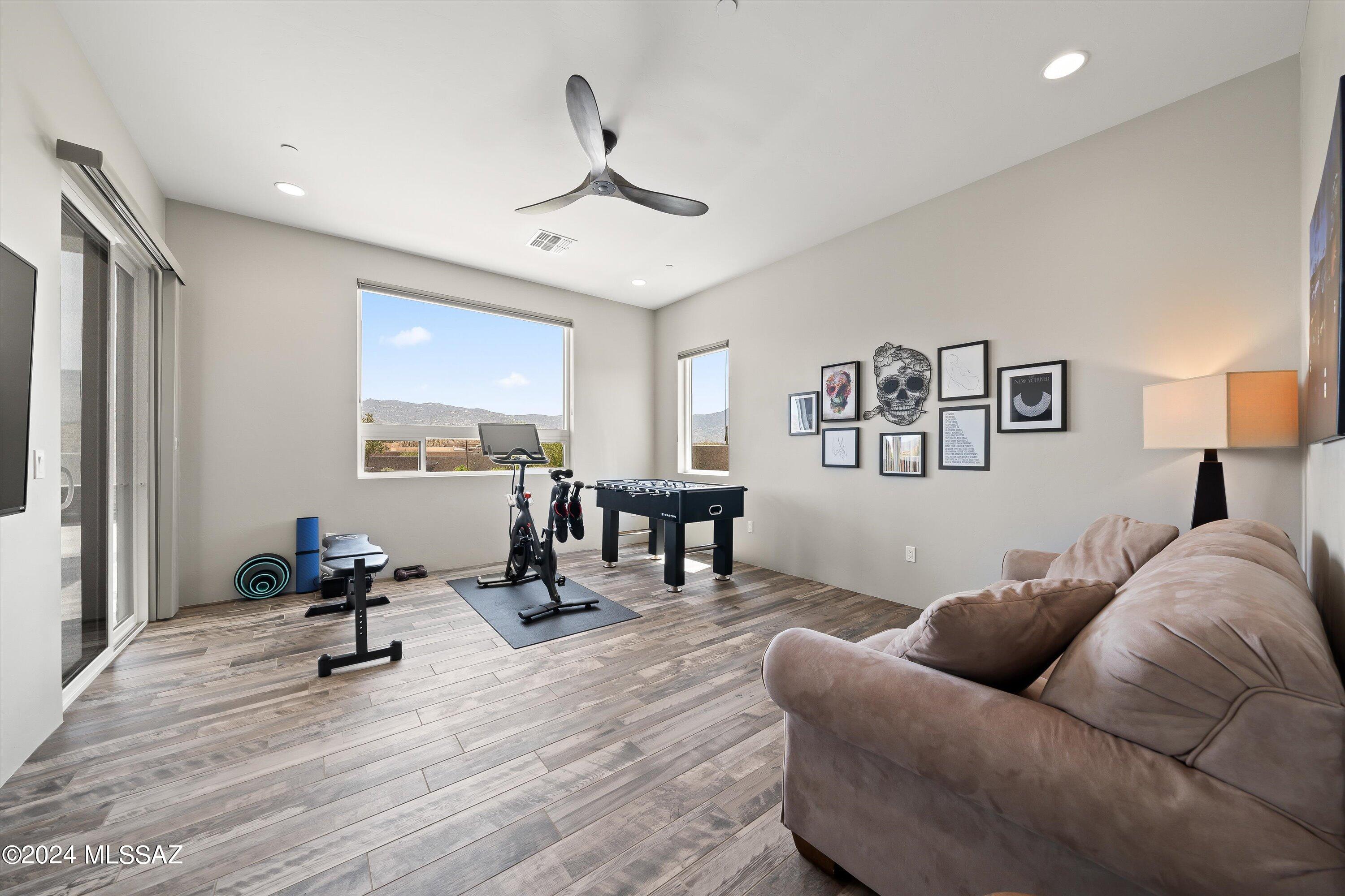 Coyote Creek (1-395) - Residential