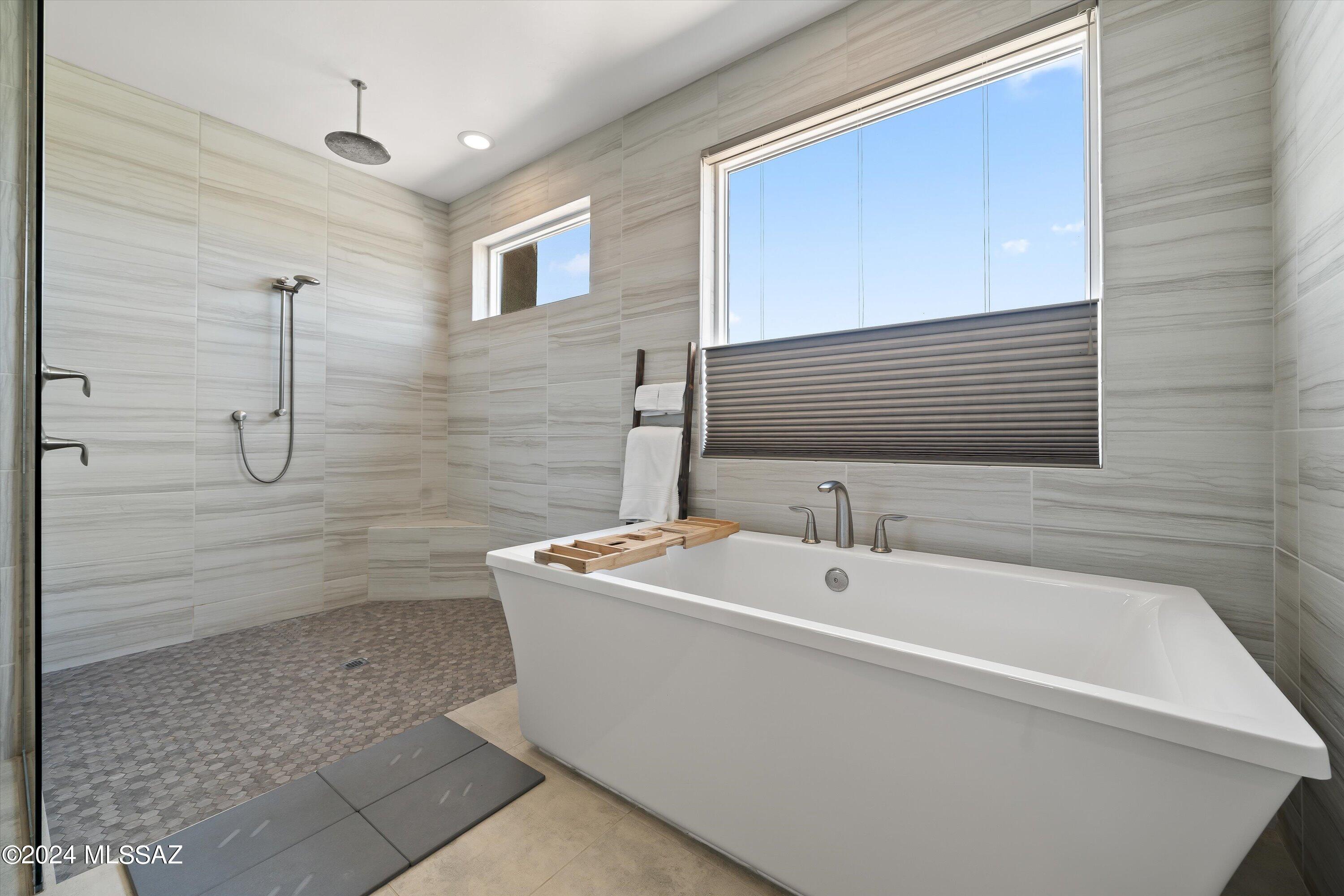 Coyote Creek (1-395) - Residential