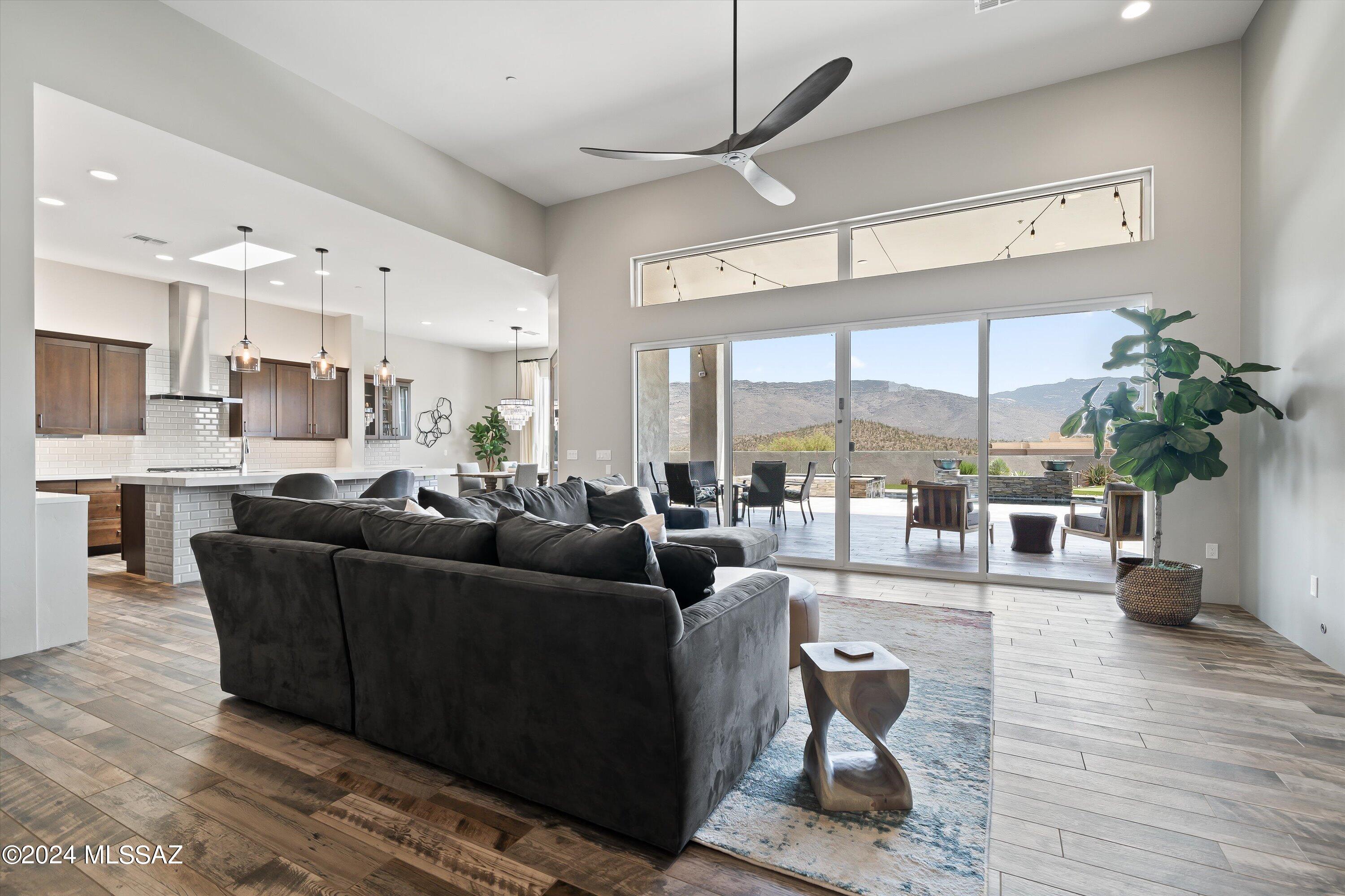 Coyote Creek (1-395) - Residential