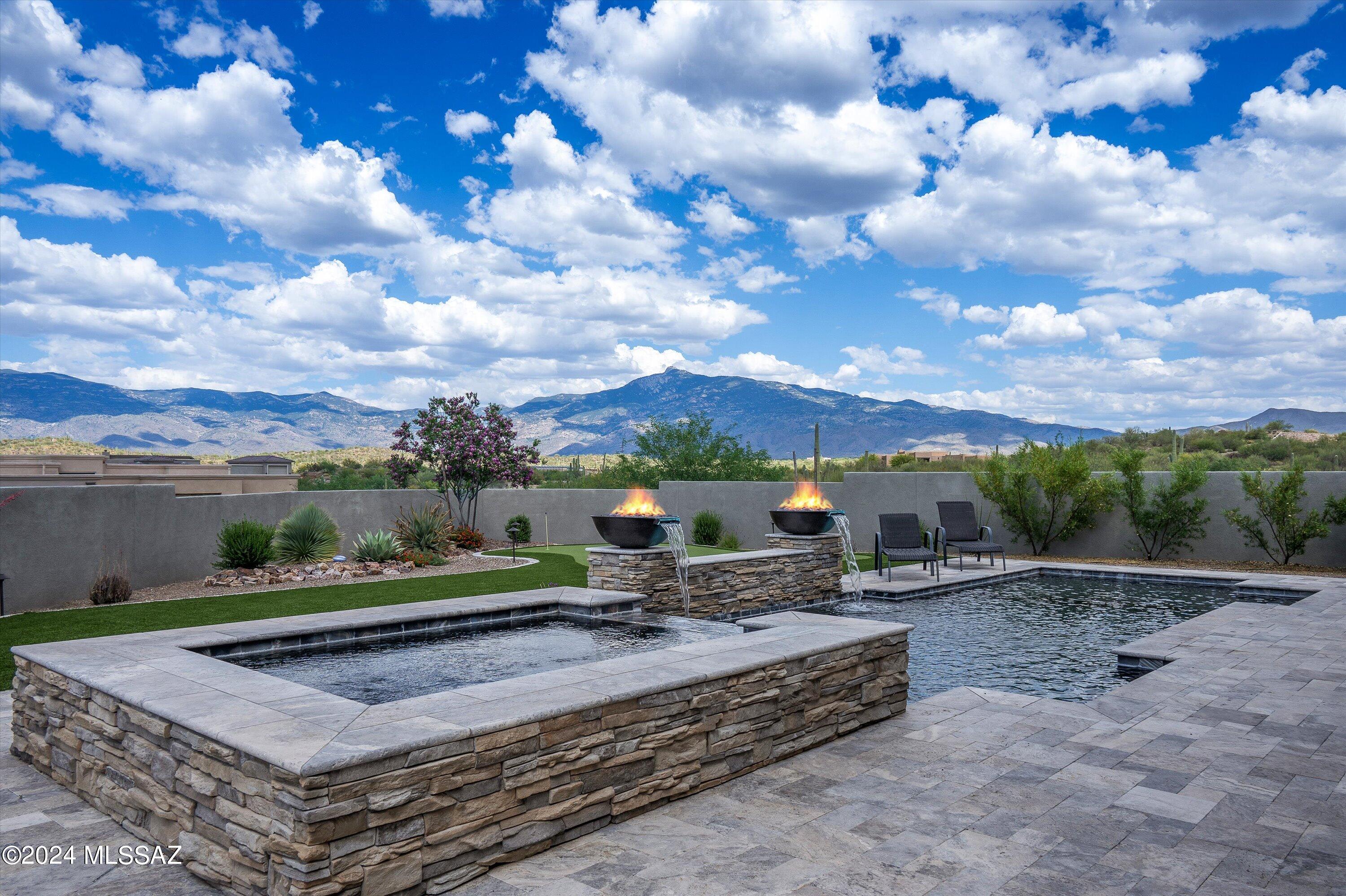 Coyote Creek (1-395) - Residential