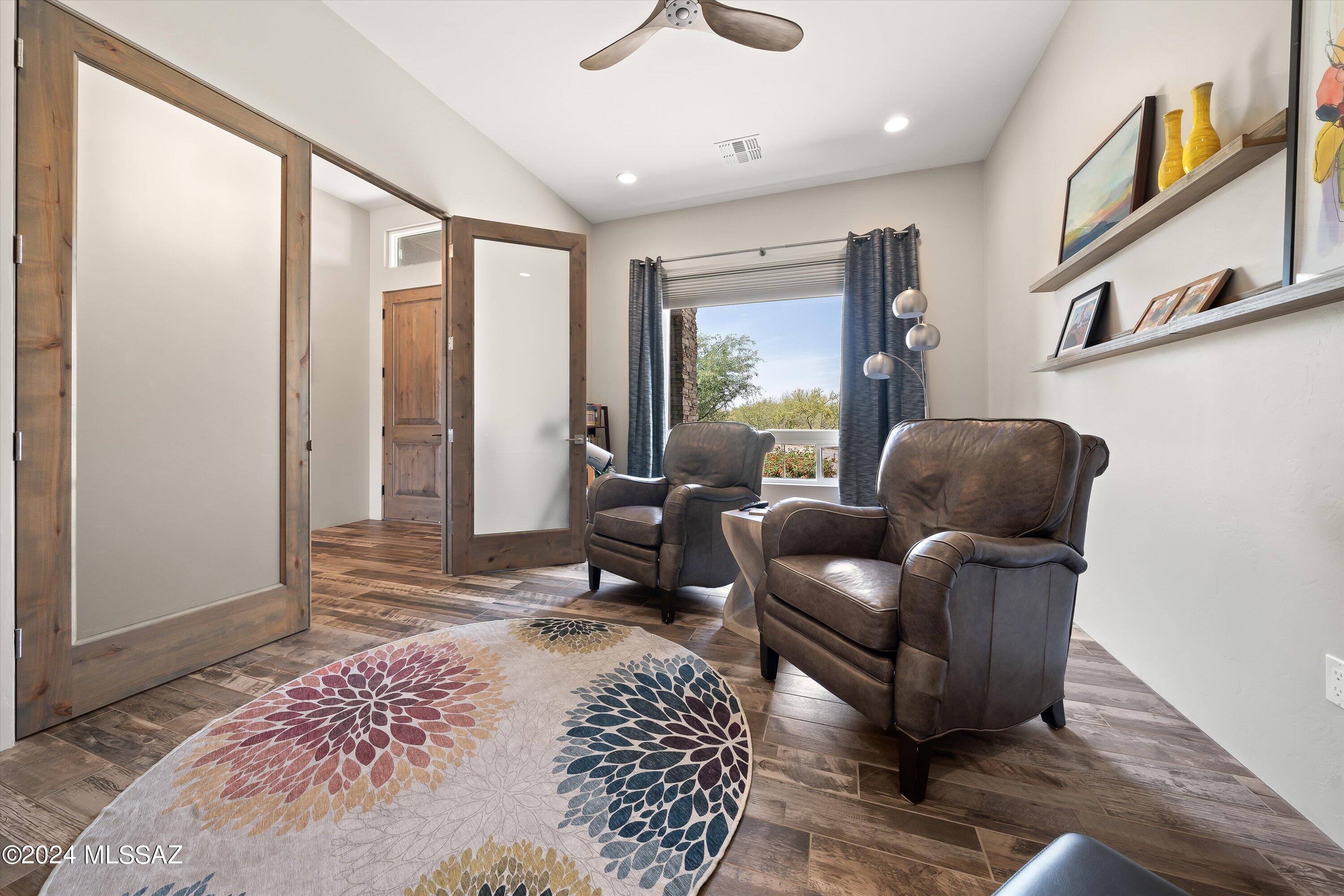 Coyote Creek (1-395) - Residential