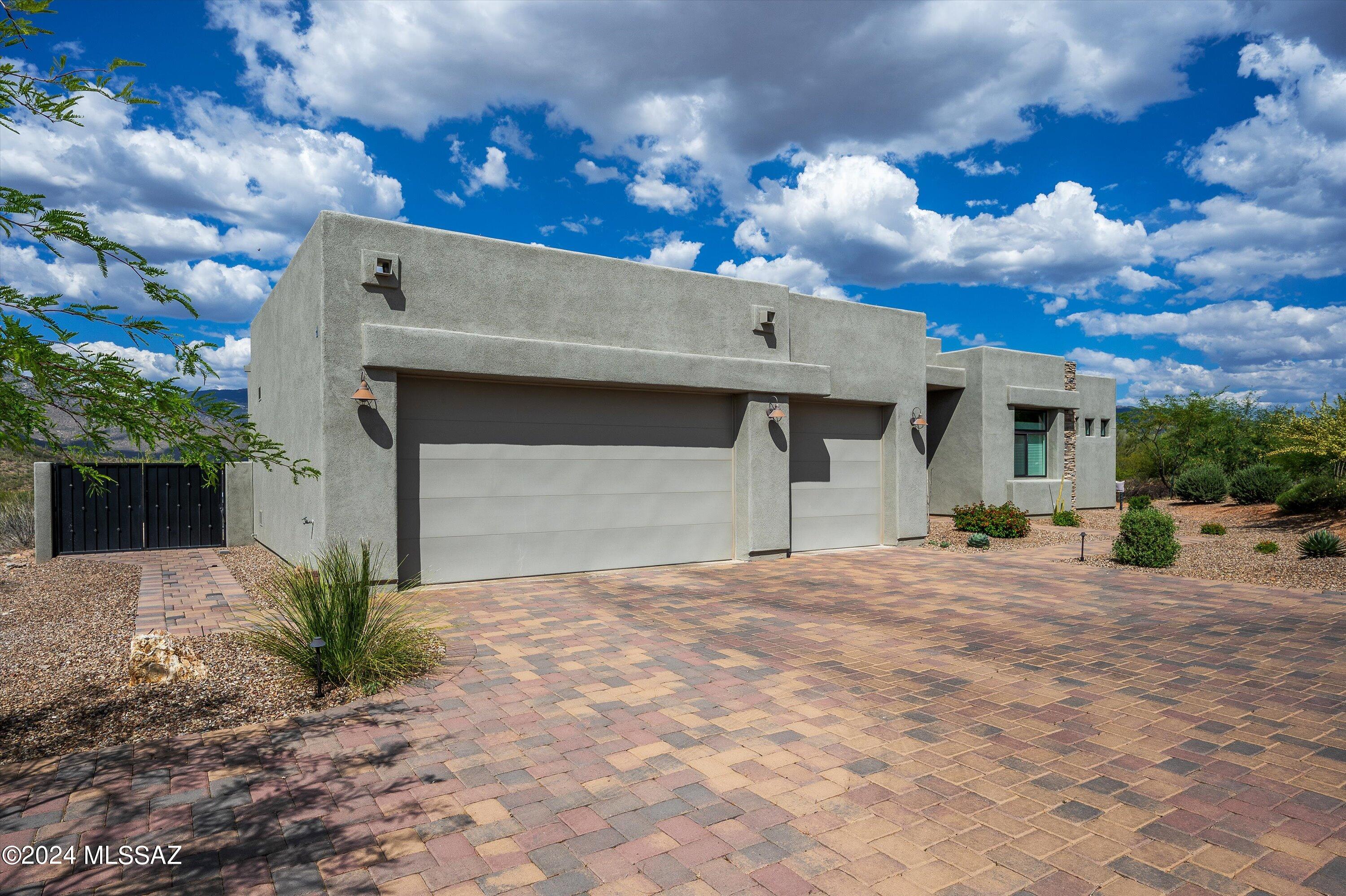 Coyote Creek (1-395) - Residential