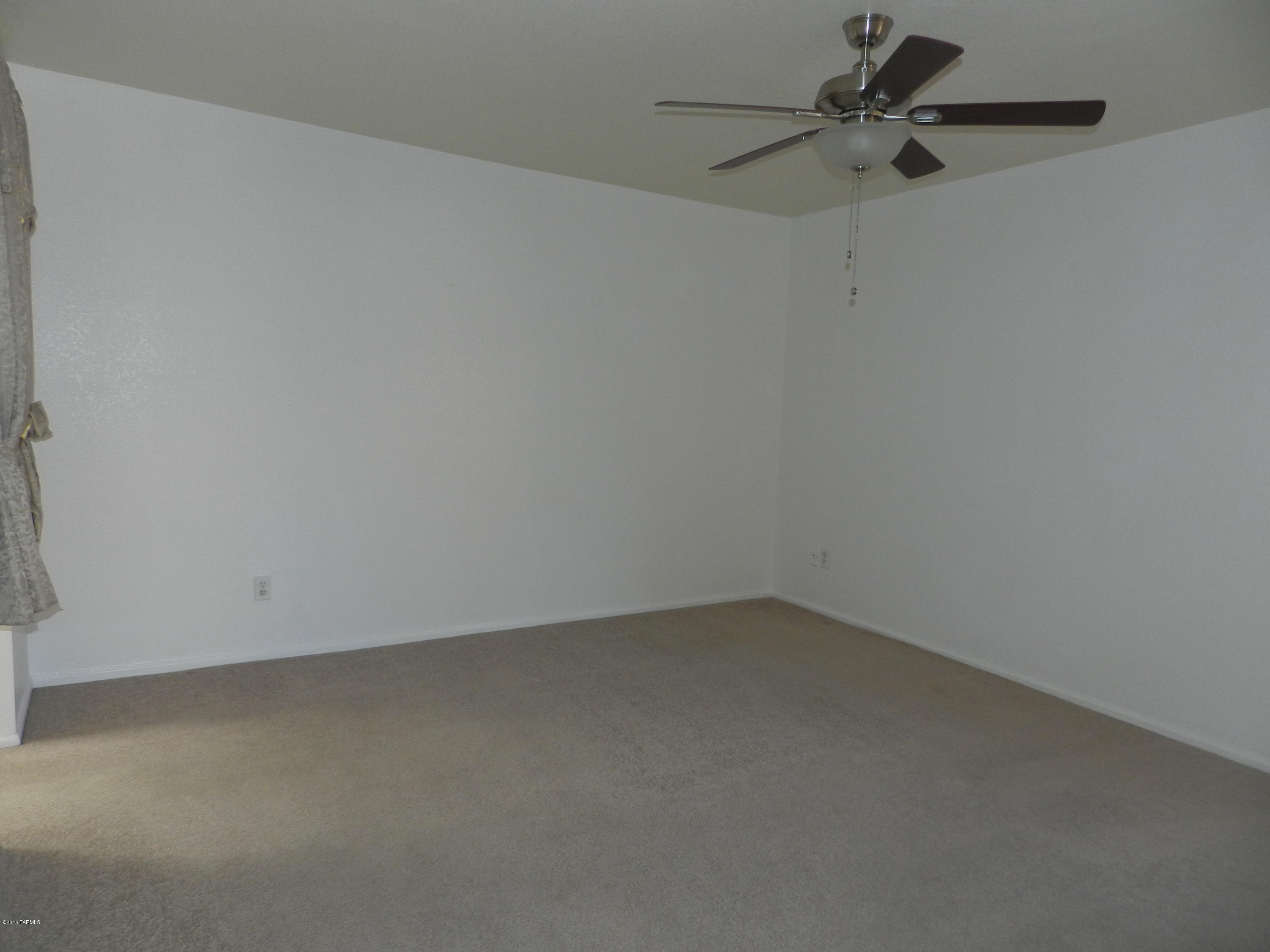Las Casas Bellas Condo (1-44) - Residential Lease
