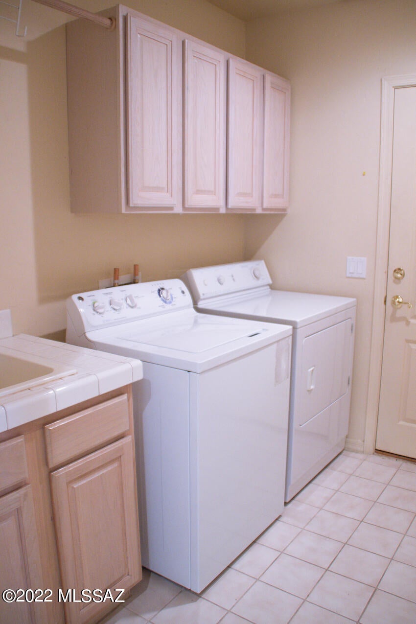 Ridge 4 (52-143) - Residential Lease