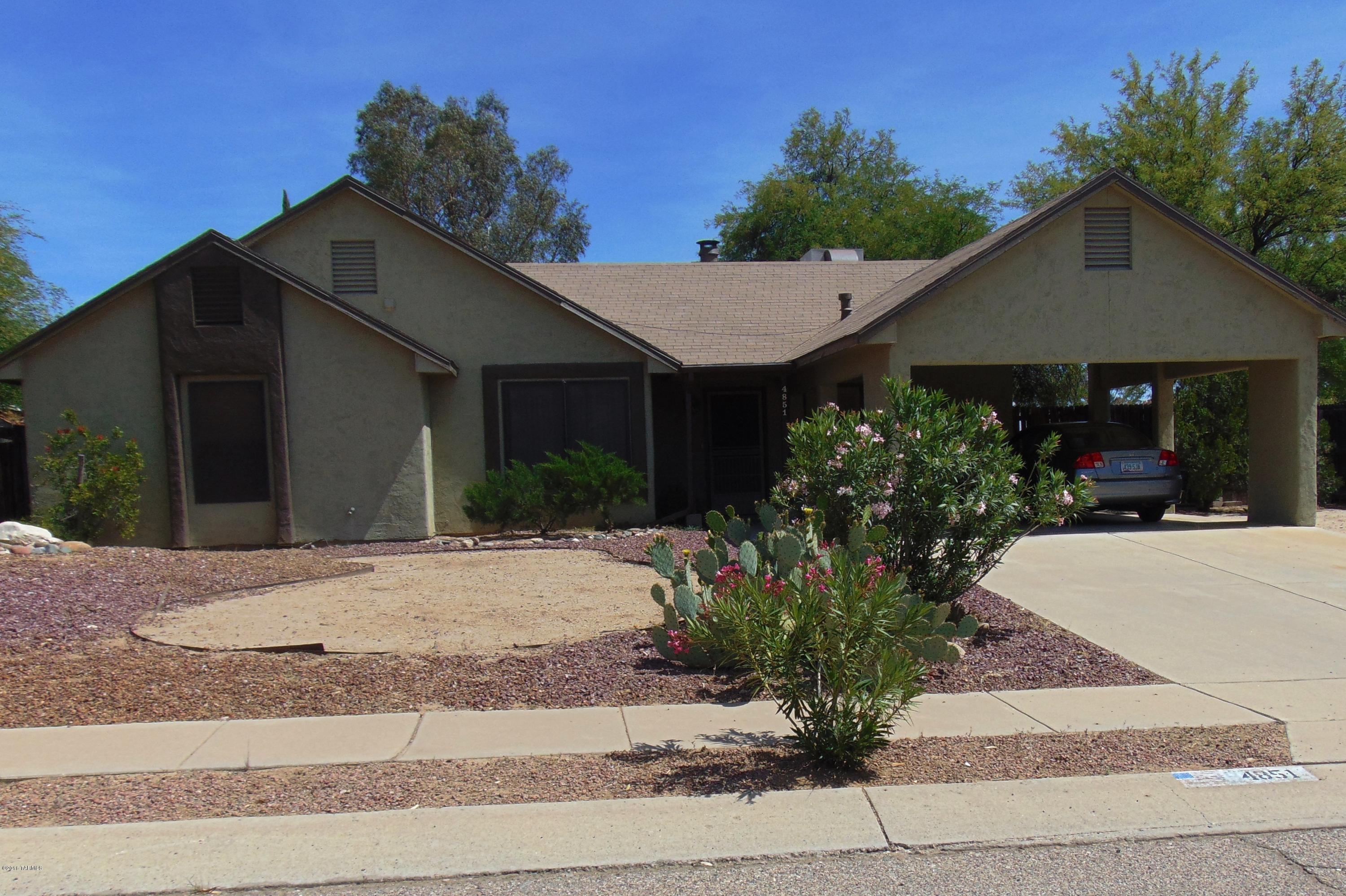 Great Location in the Popular Countryside Subdivision. With A Little TLC, This Charming House Will Make a Lovely Home. New Rheem Water Heater, Garbage Disposal, Faucets, and Showerheads. Open Floor Plan, Vaulted Ceilings, Covered Patio, and Landscaped Front and Back Yard. No HOA!!  Newer Refrigerator, Washer and Dryer Convey. Conveniently Located Near Shopping, Dining, and the New Tucson Premium Outlets.  Very Motivated Seller. Make an Offer!!