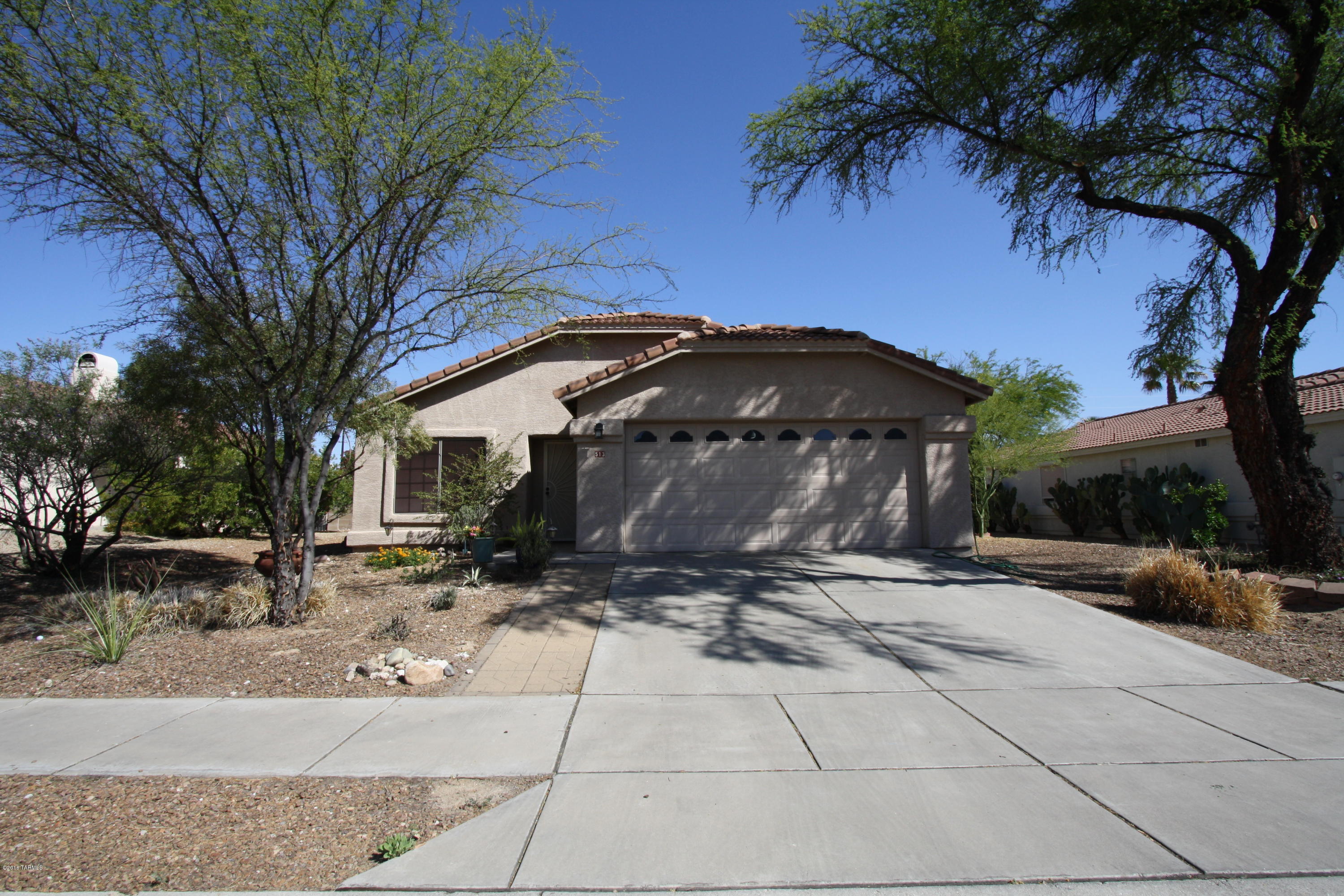Rivers Edge (1-69) - Residential Lease