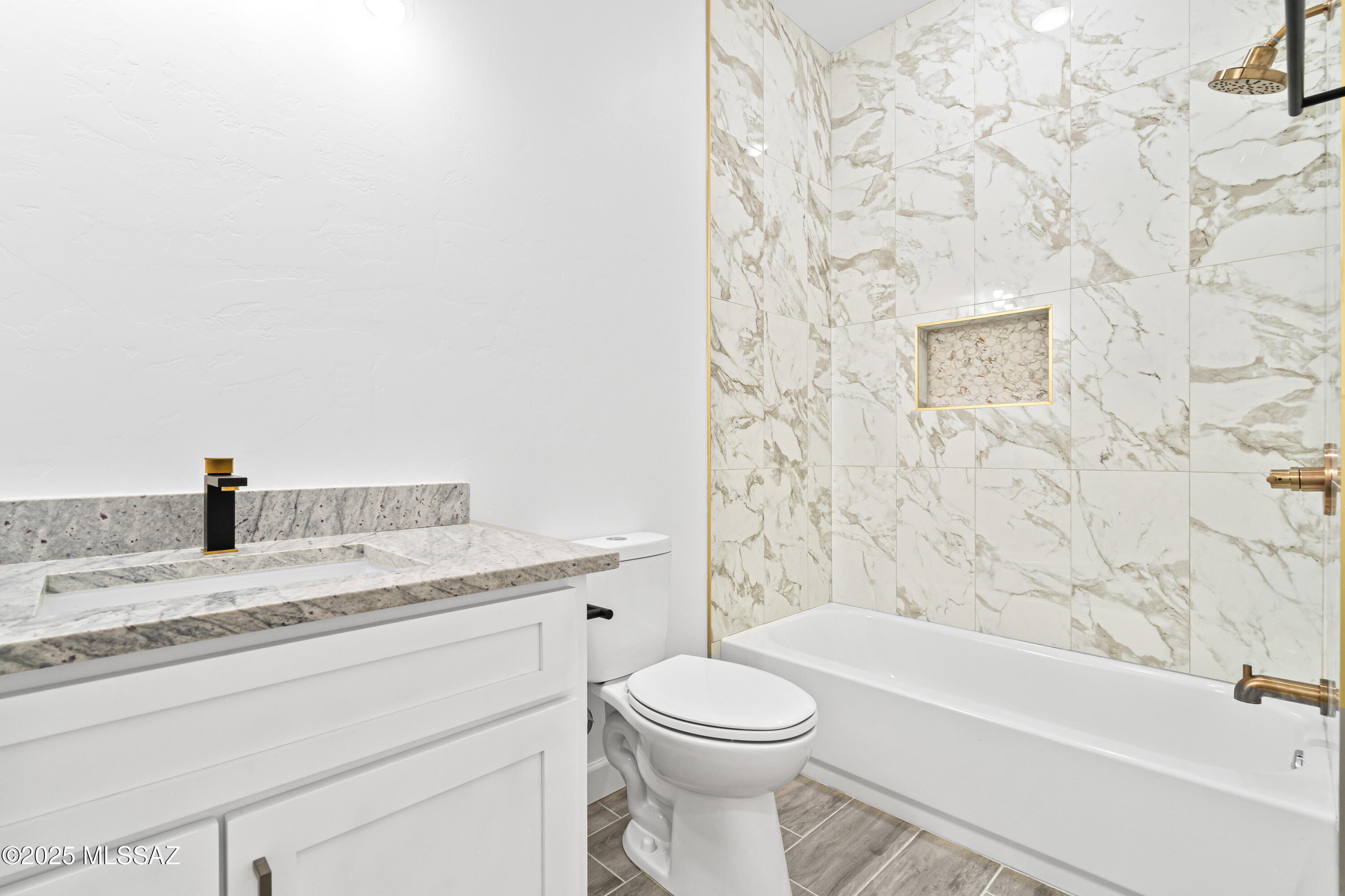 Rio Rico Villas 12 - Residential