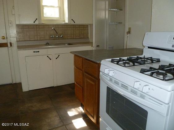 University Home Addition - Residential Lease