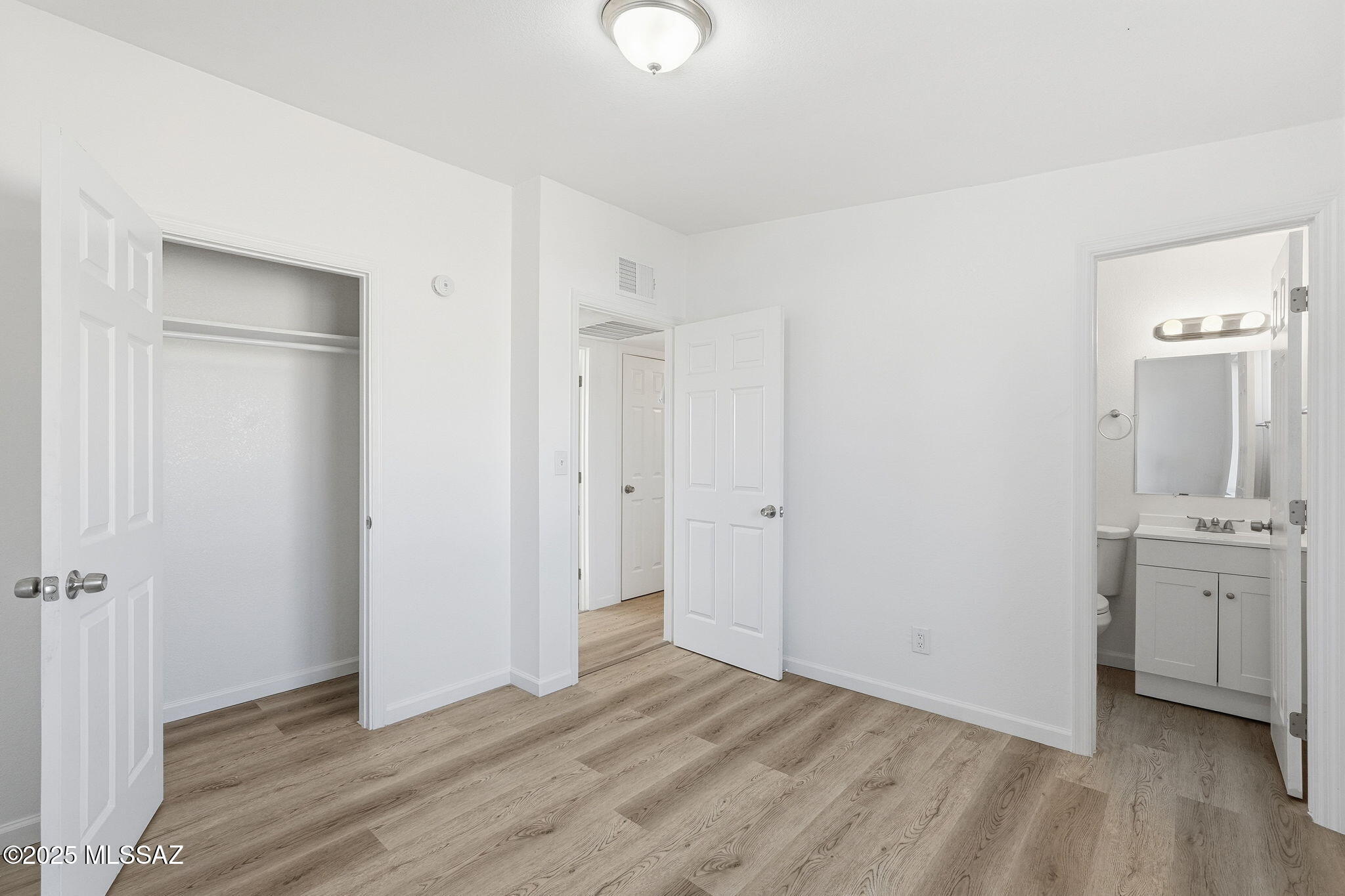 Vista Del Norte - Residential