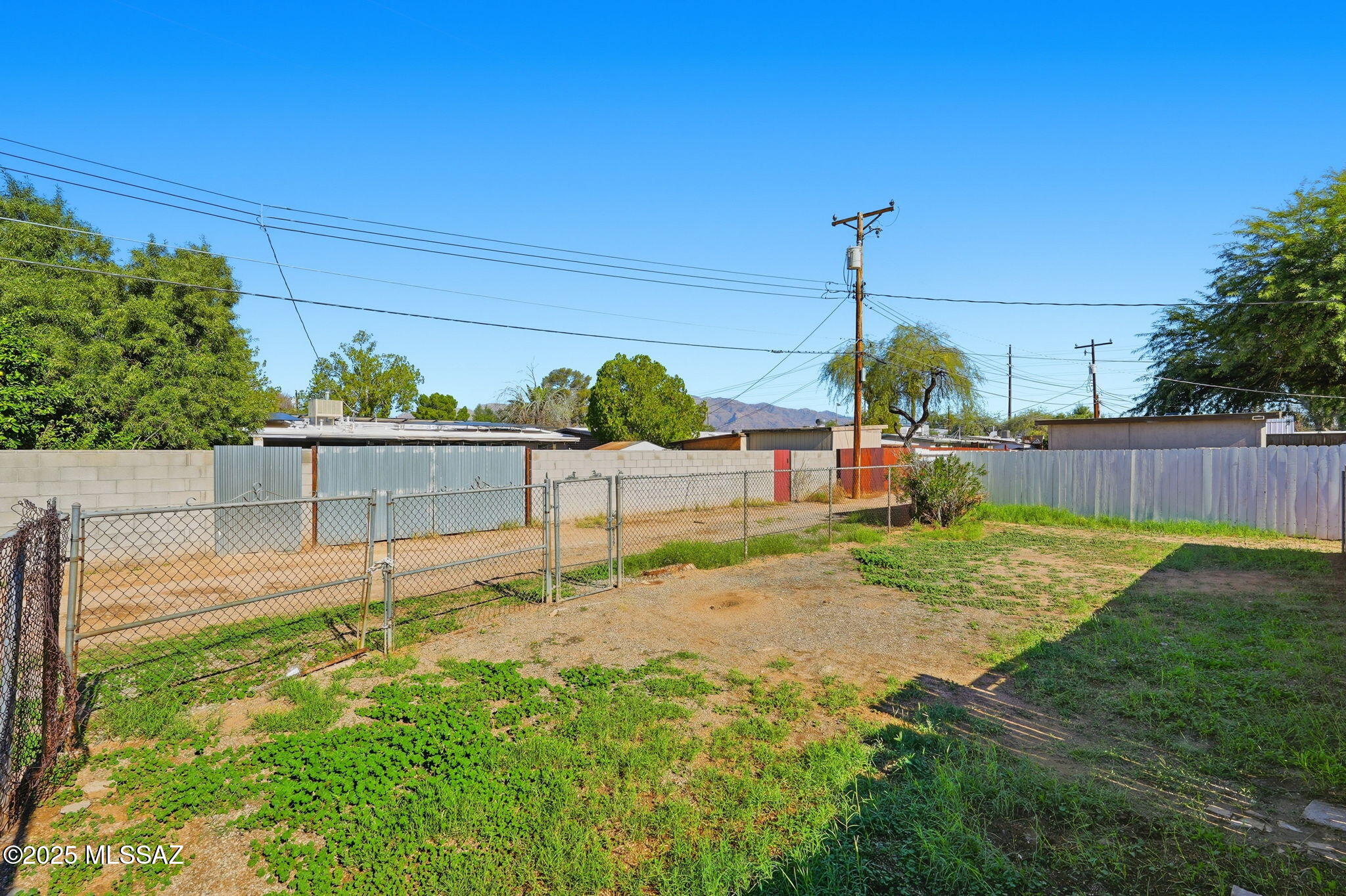Vista Del Norte - Residential