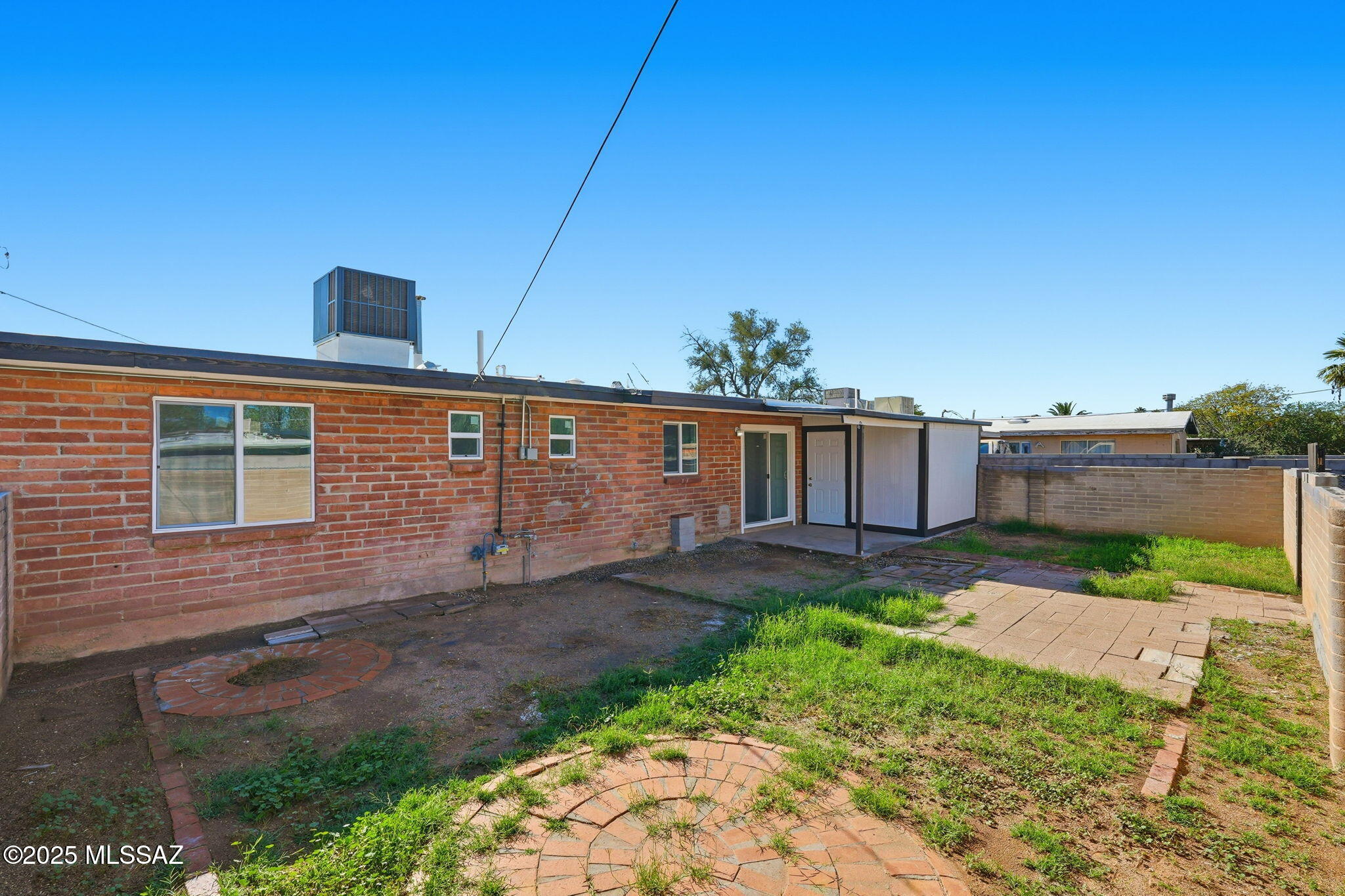 Vista Del Norte - Residential