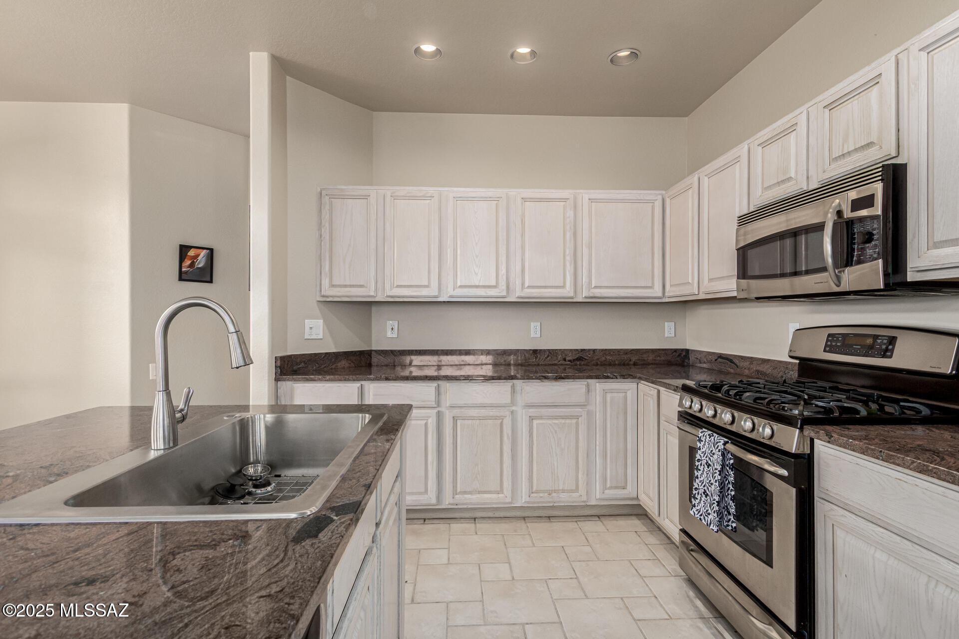 Canada Ridge (1-126) - Residential