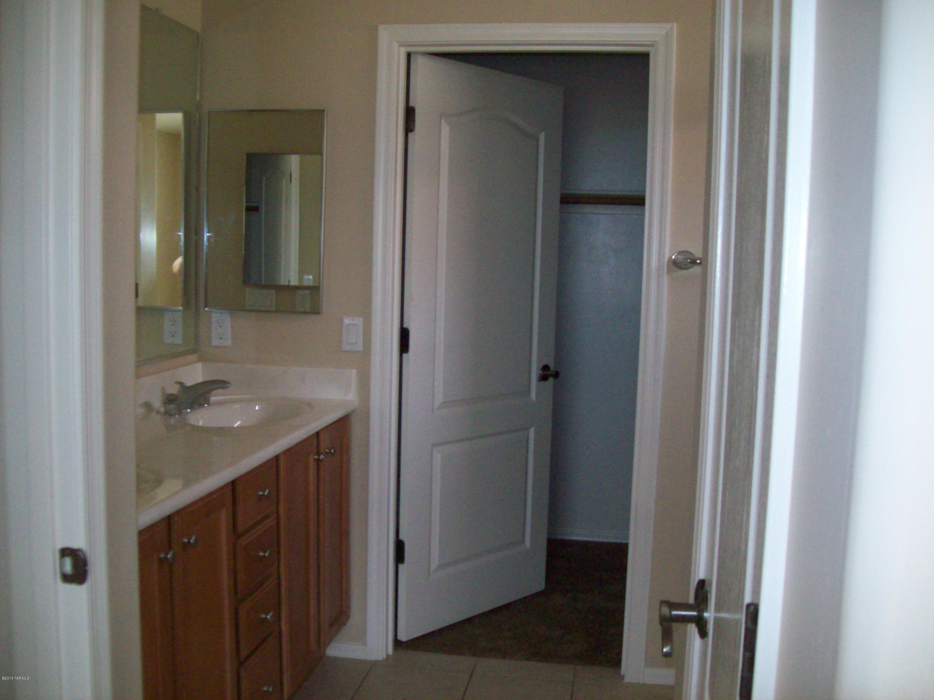 Vista Montana Estates - Residential Lease