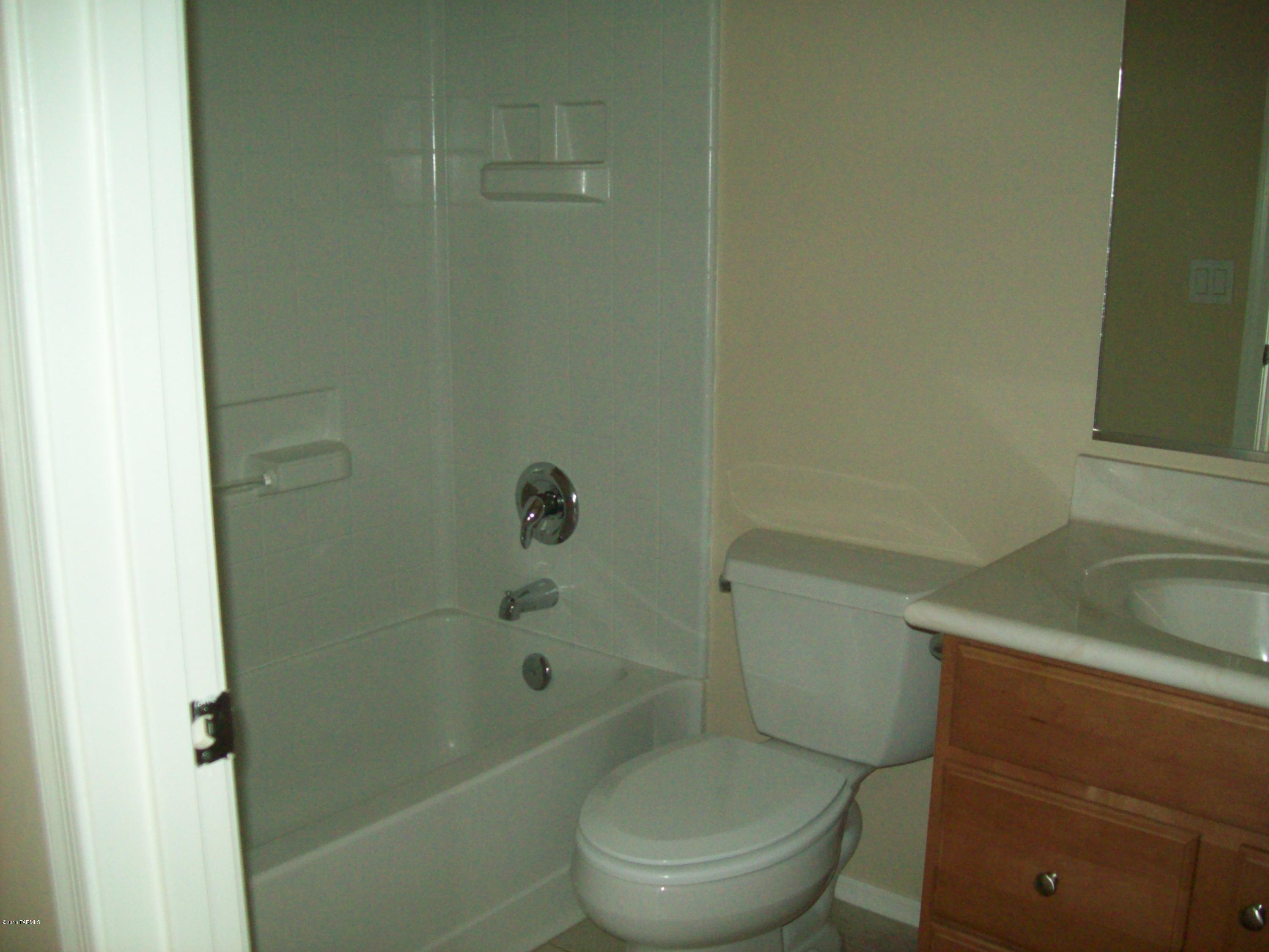 Vista Montana Estates - Residential Lease