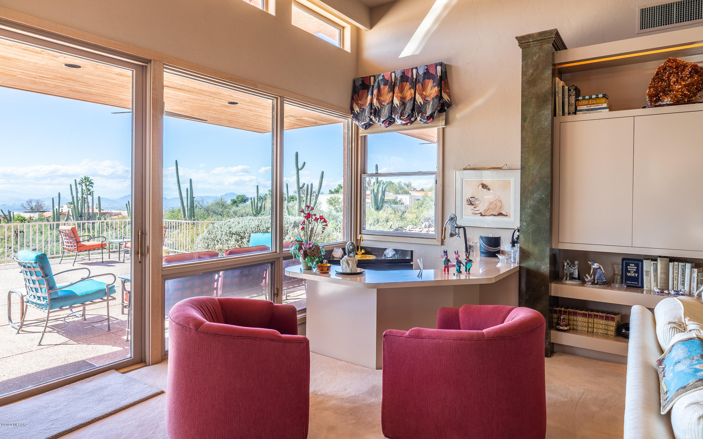 Finisterra (1-210) - Residential